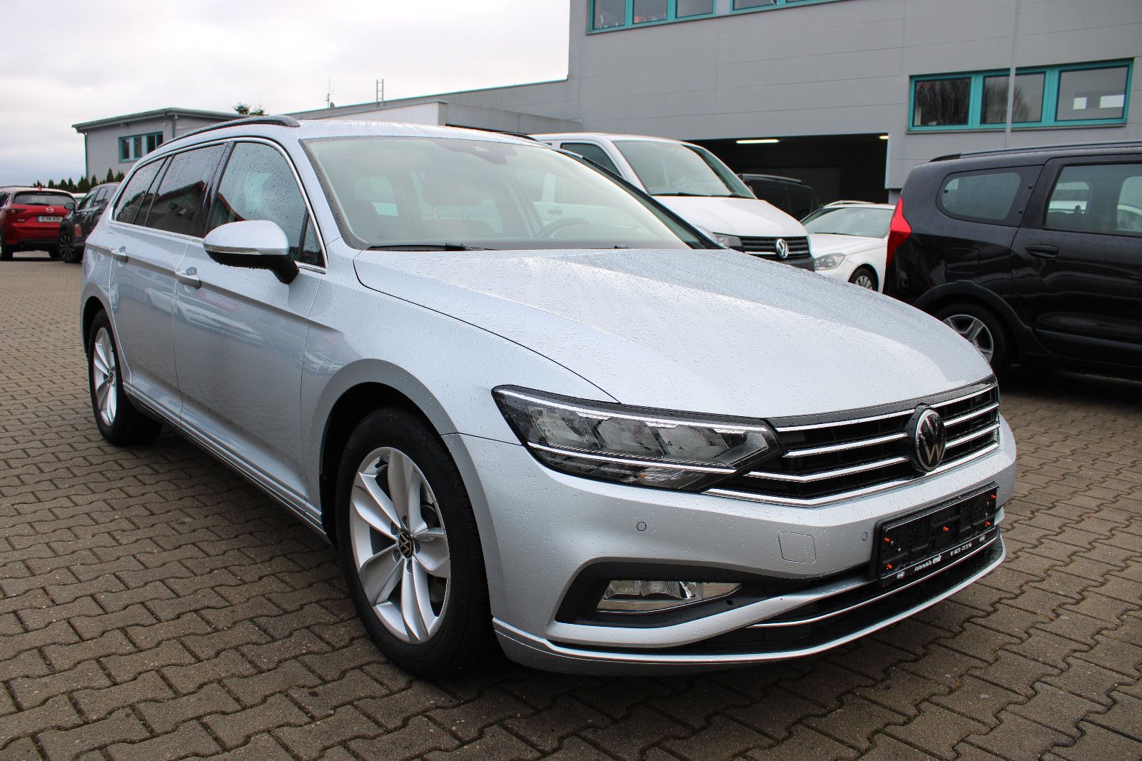 Fahrzeugabbildung Volkswagen Passat Variant 2.0 TDI DSG 4Motion,Navi,PDC,Kame
