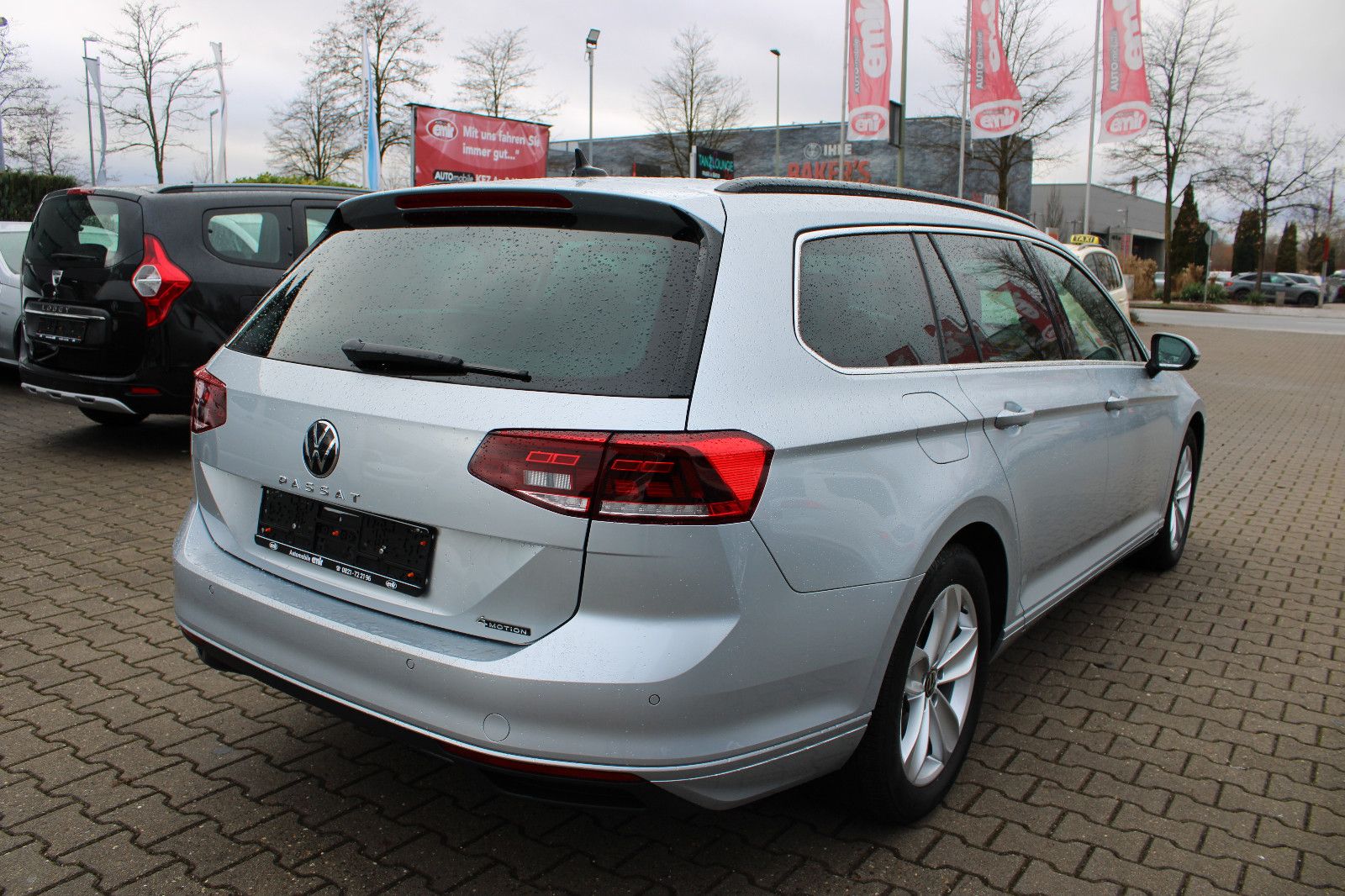 Fahrzeugabbildung Volkswagen Passat Variant 2.0 TDI DSG 4Motion,Navi,PDC,Kame