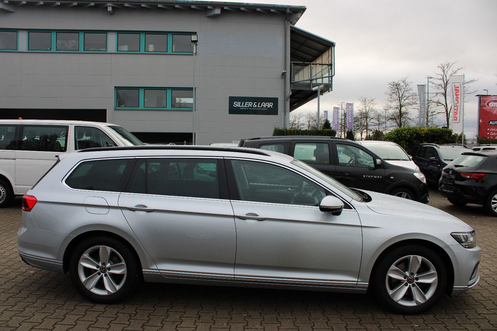 Fahrzeugabbildung Volkswagen Passat Variant 2.0 TDI DSG 4Motion,Navi,PDC,Kame