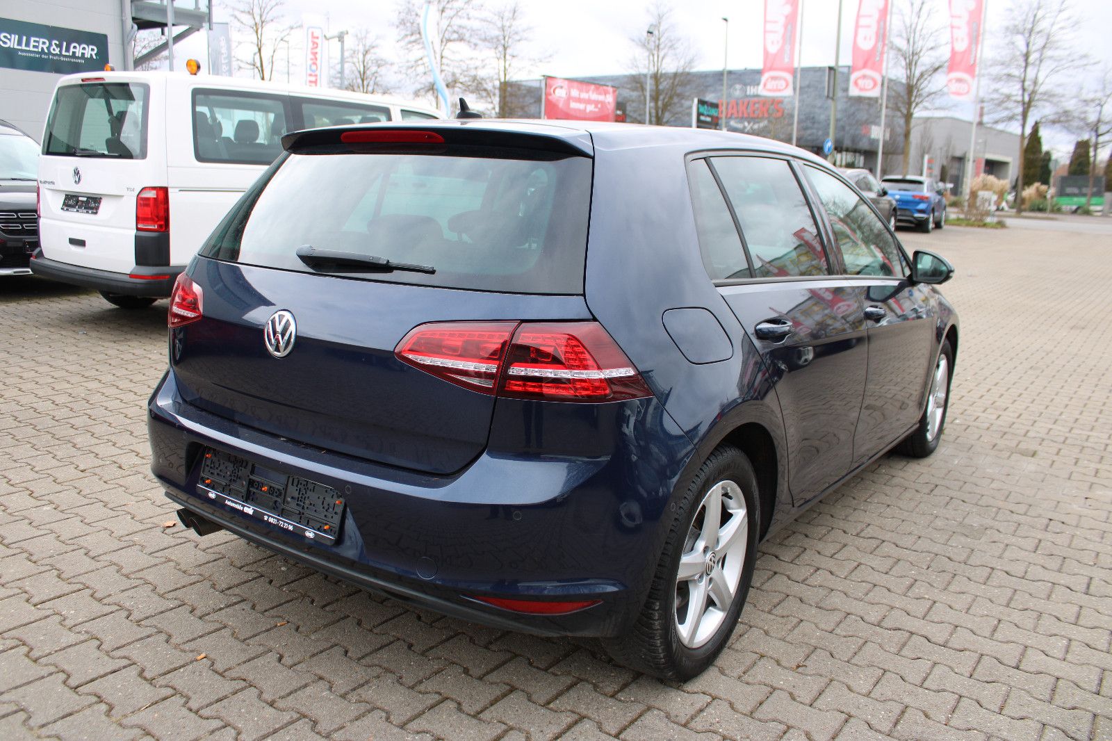 Fahrzeugabbildung Volkswagen Golf 2.0 TDI DSG Highline Navi,Kamera,Standheiz.