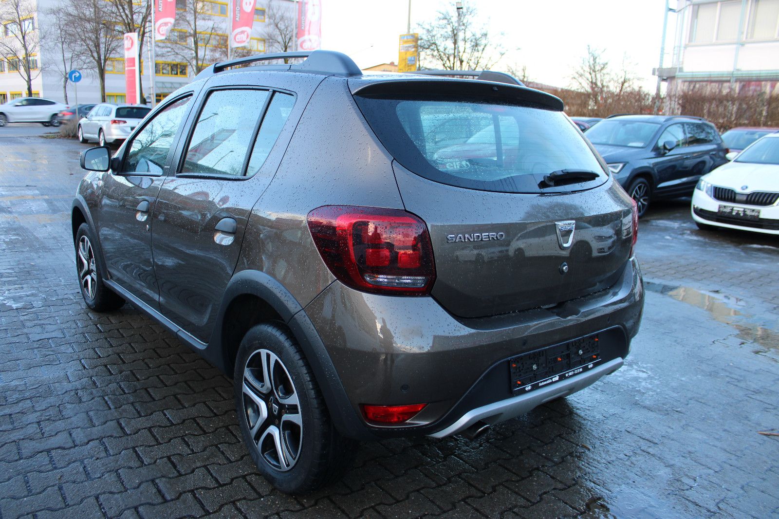 Fahrzeugabbildung Dacia Sandero TCe 90 Stepway Kamera,PDC,Klimaautom.