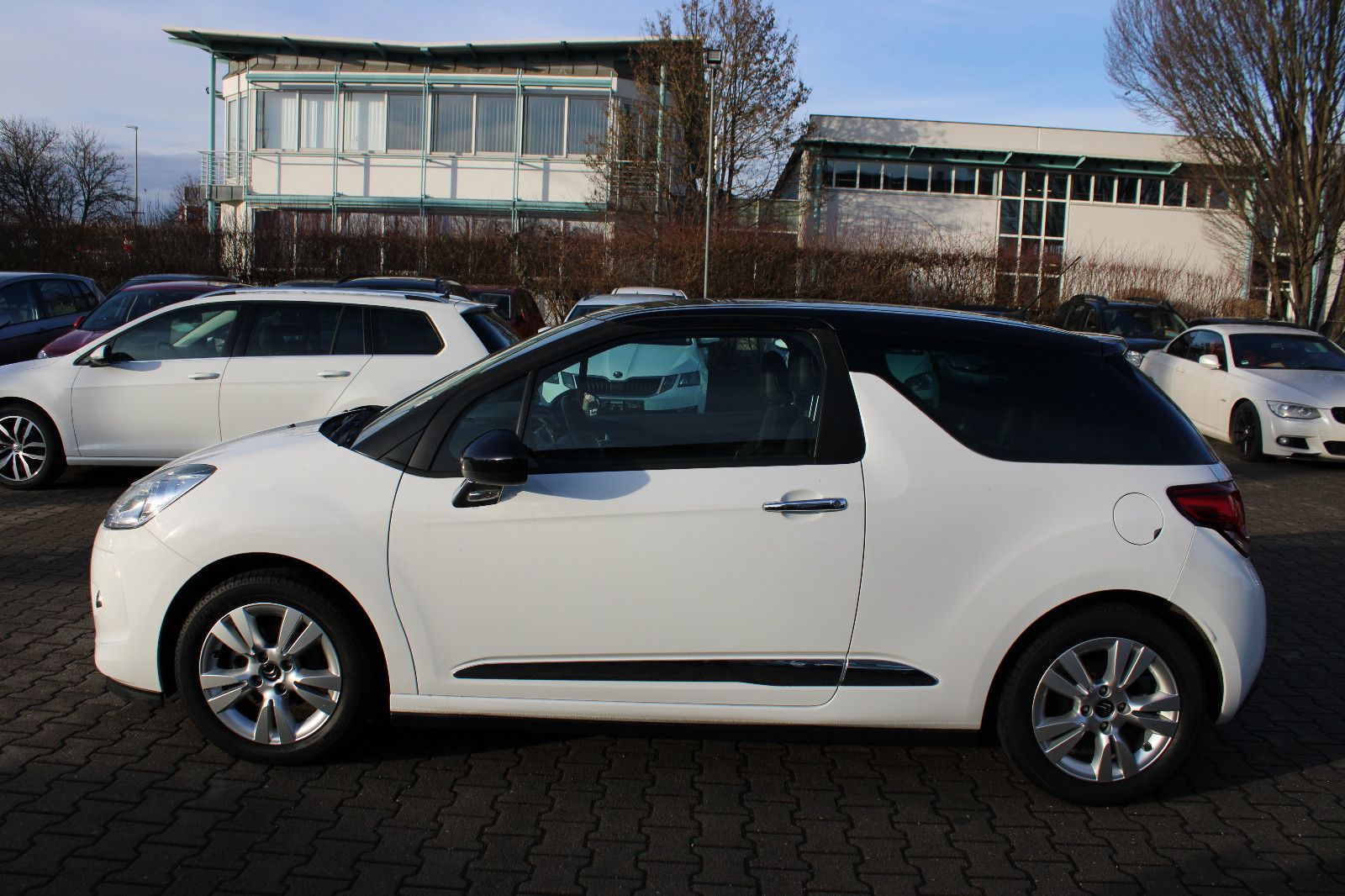 Fahrzeugabbildung Citroën DS3 e-HDi 90 Navi,LED,Klimaautom.