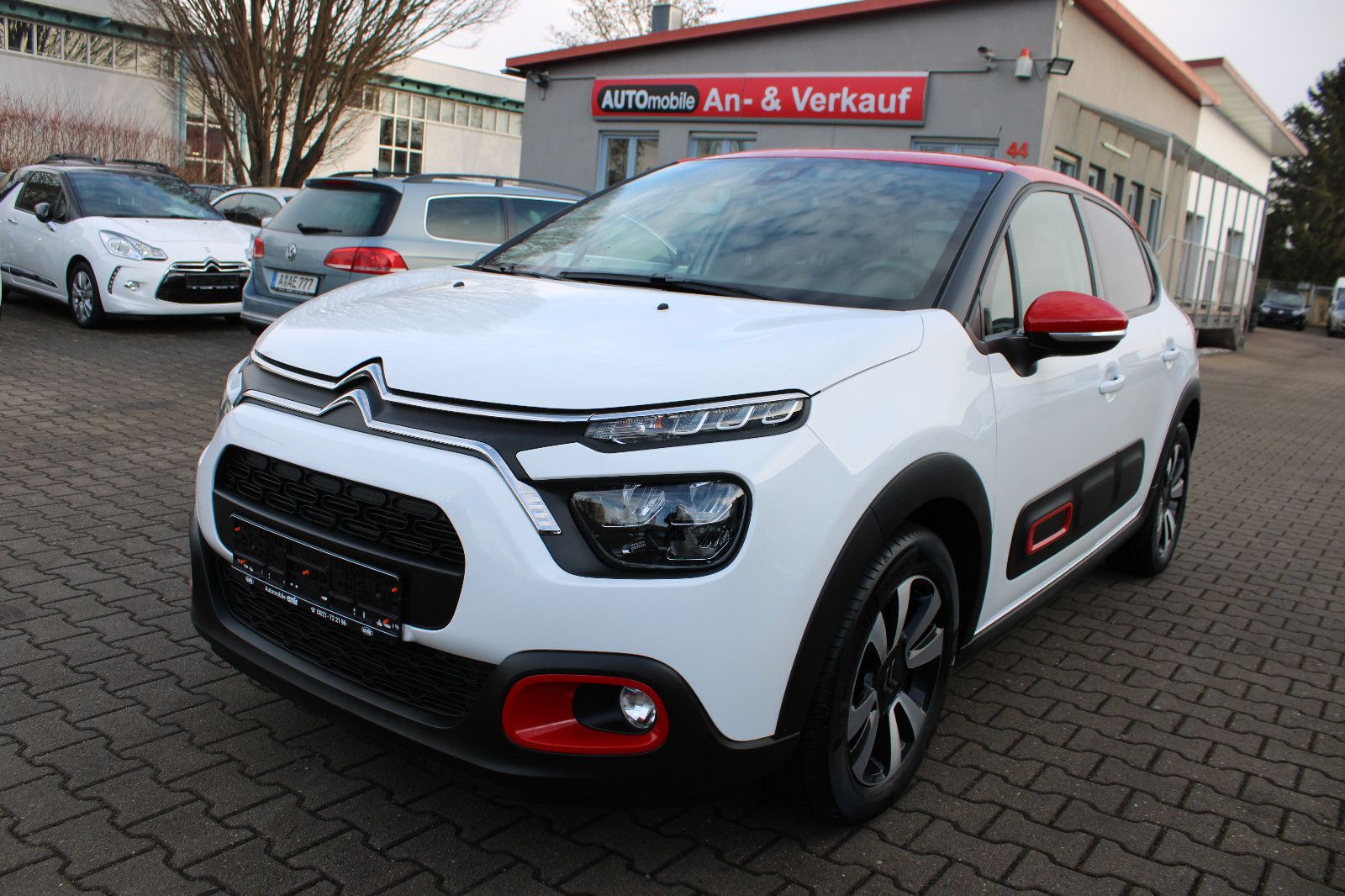Fahrzeugabbildung Citroën C3 PureTech Kamera,PDC,LED,SHZ