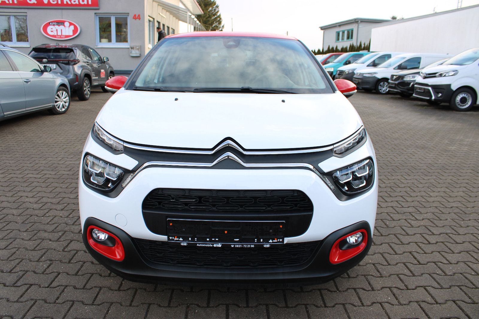 Fahrzeugabbildung Citroën C3 PureTech Kamera,PDC,LED,SHZ