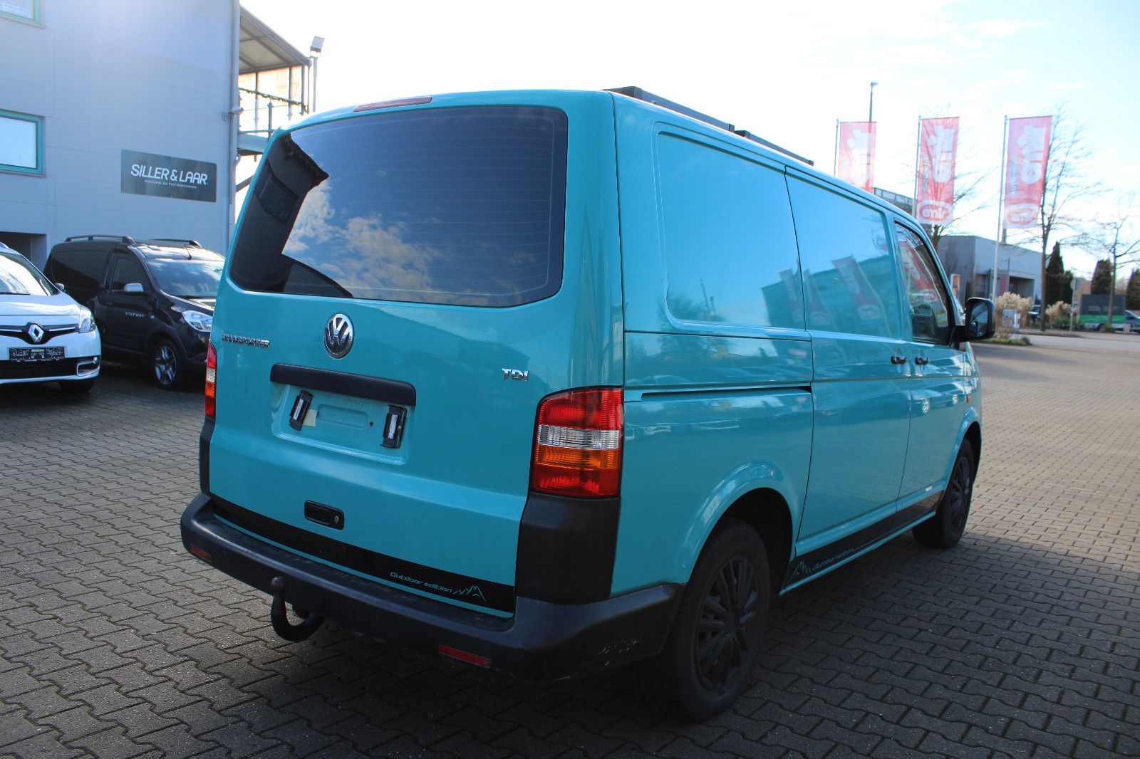 Fahrzeugabbildung Volkswagen T5 1.9TDI AHK,Bett,Waschbecken,Solar