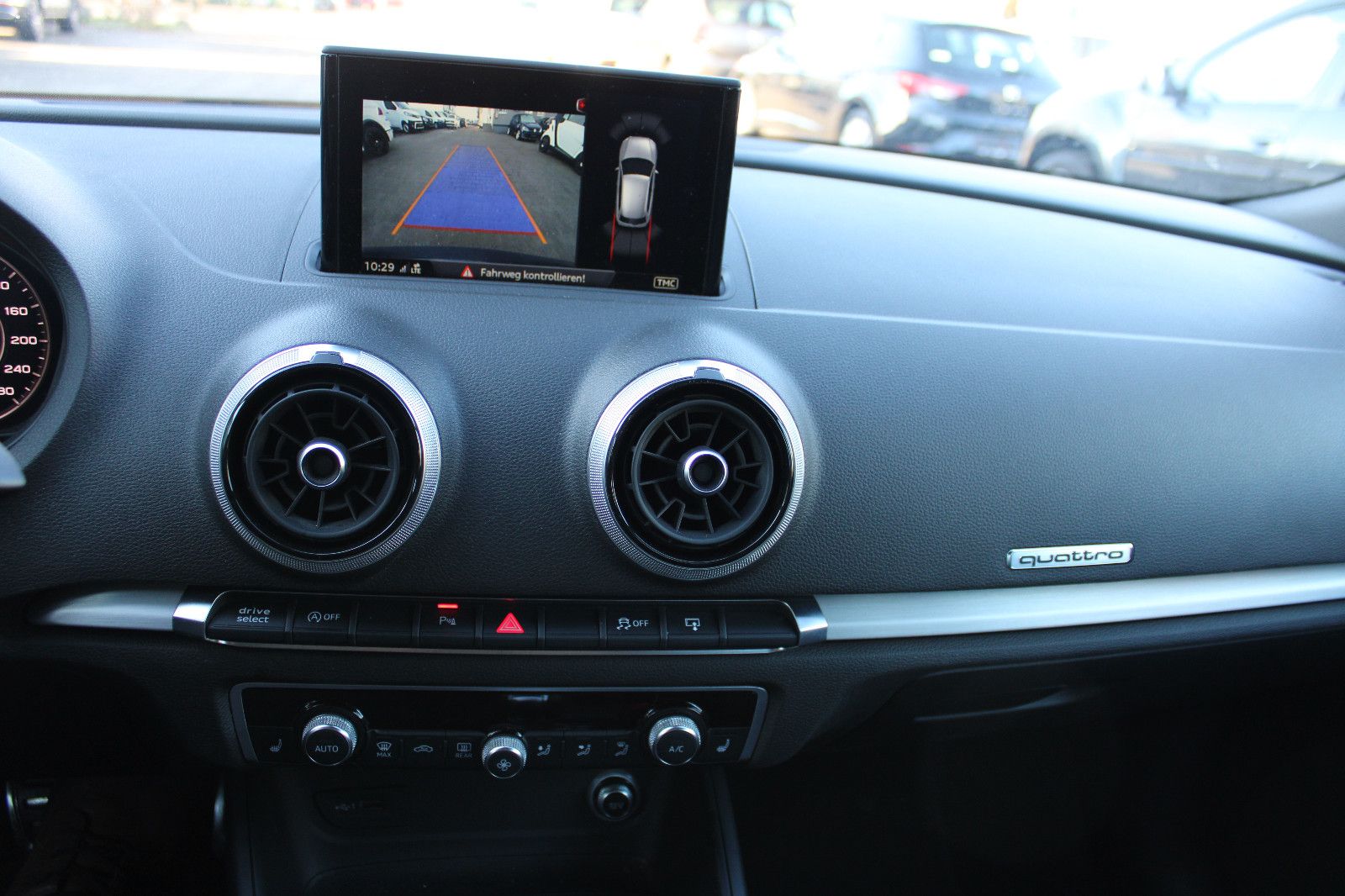 Fahrzeugabbildung Audi A3 2.0 TDI S tronic quattro S line Sportback