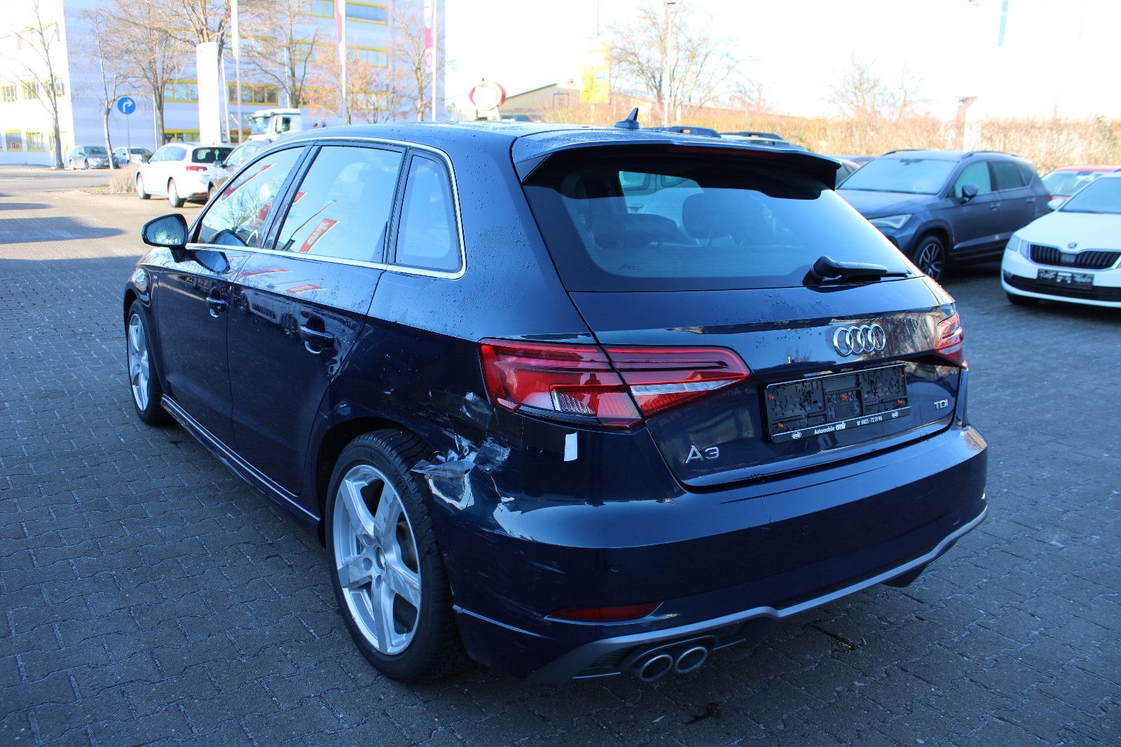 Fahrzeugabbildung Audi A3 2.0 TDI S tronic quattro S line Sportback