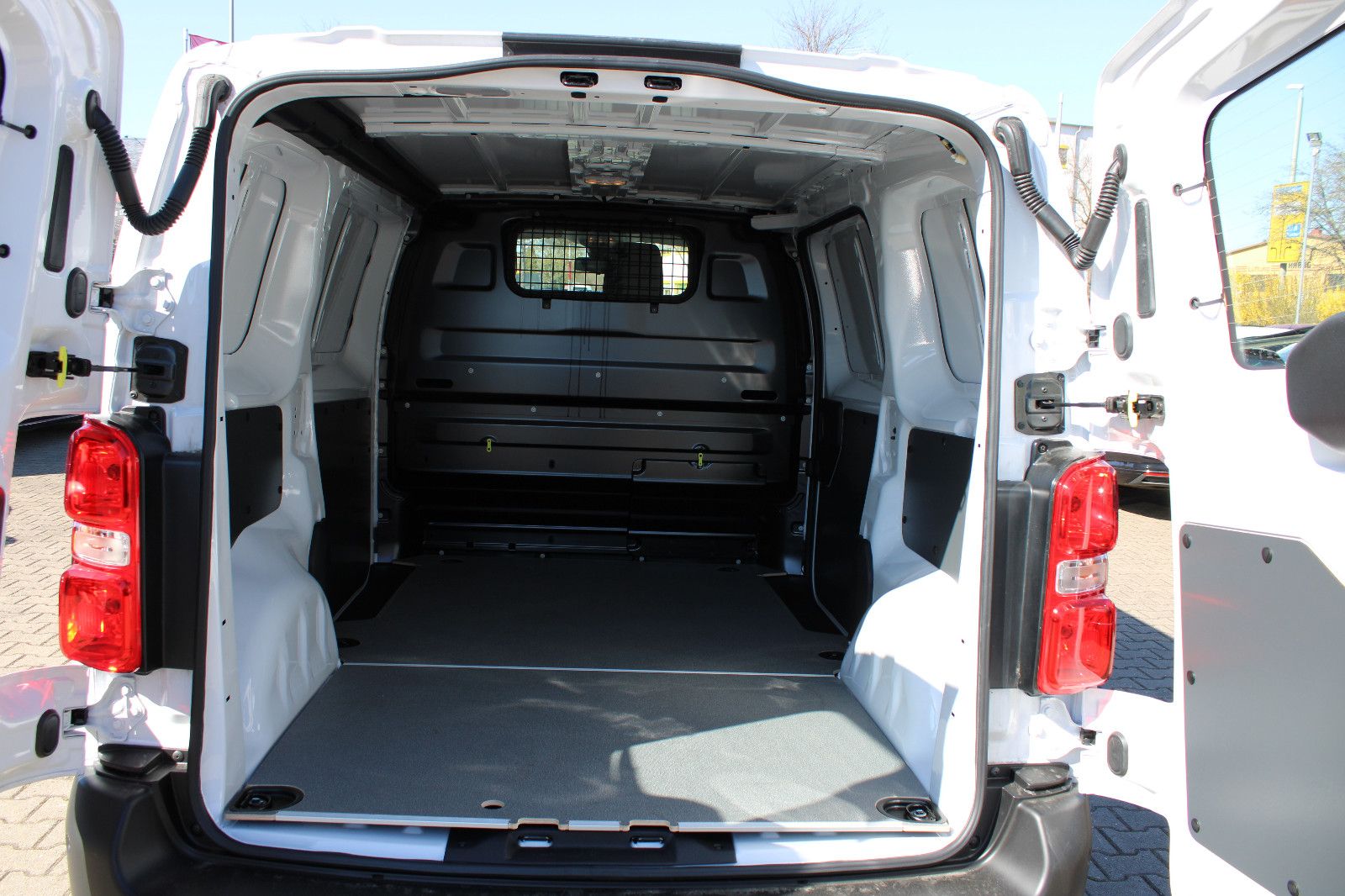 Fahrzeugabbildung Toyota Proace L1 Meister Navi,PDC,Kamera,Klima,3.Sitzer