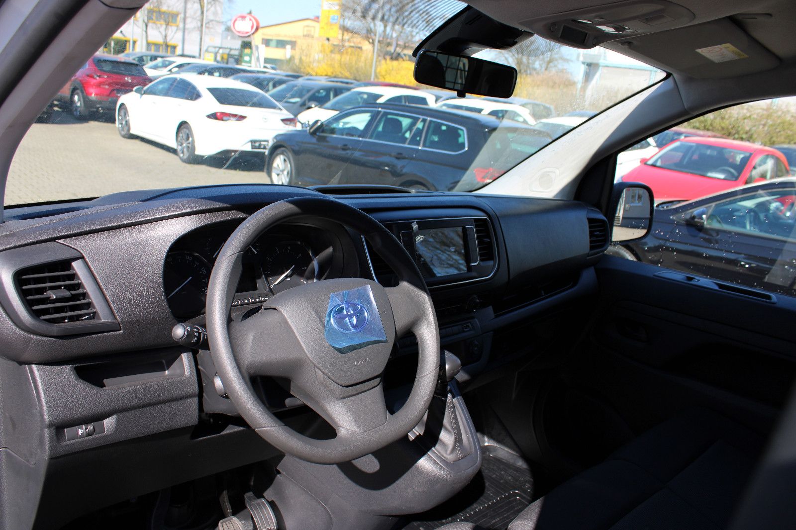 Fahrzeugabbildung Toyota Proace L1 Meister Navi,PDC,Kamera,Klima,3.Sitzer