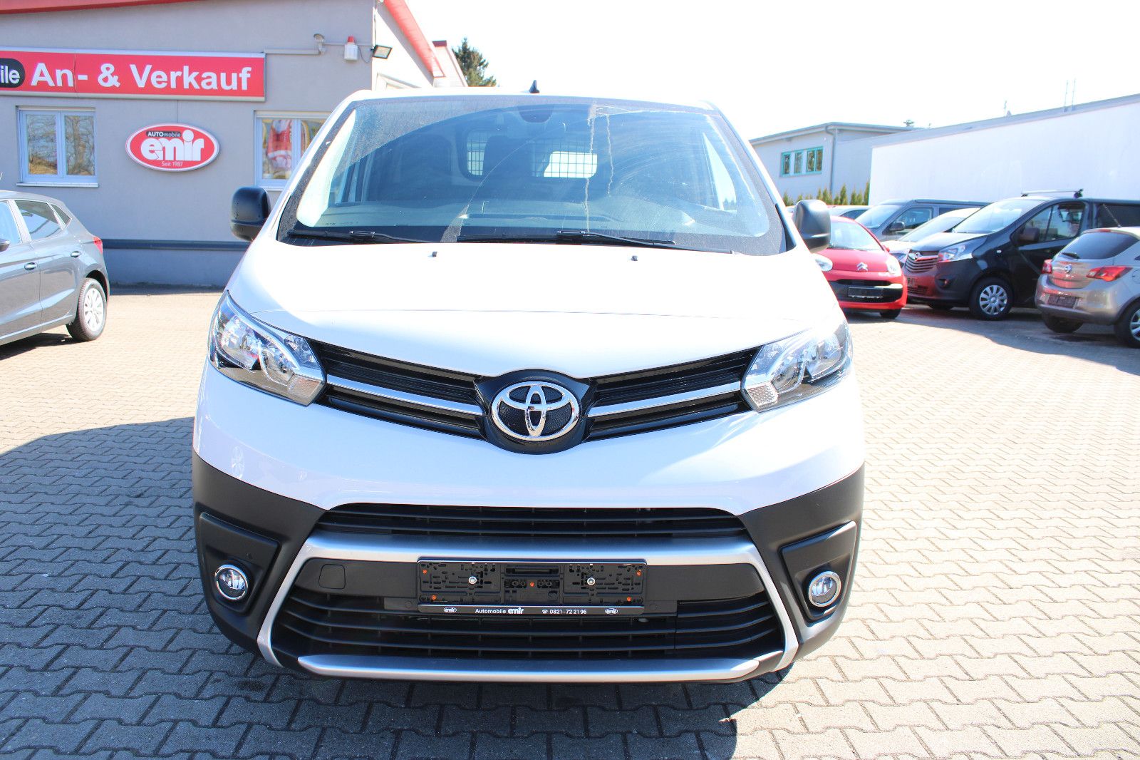 Fahrzeugabbildung Toyota Proace L1 Meister Navi,PDC,Kamera,Klima,3.Sitzer