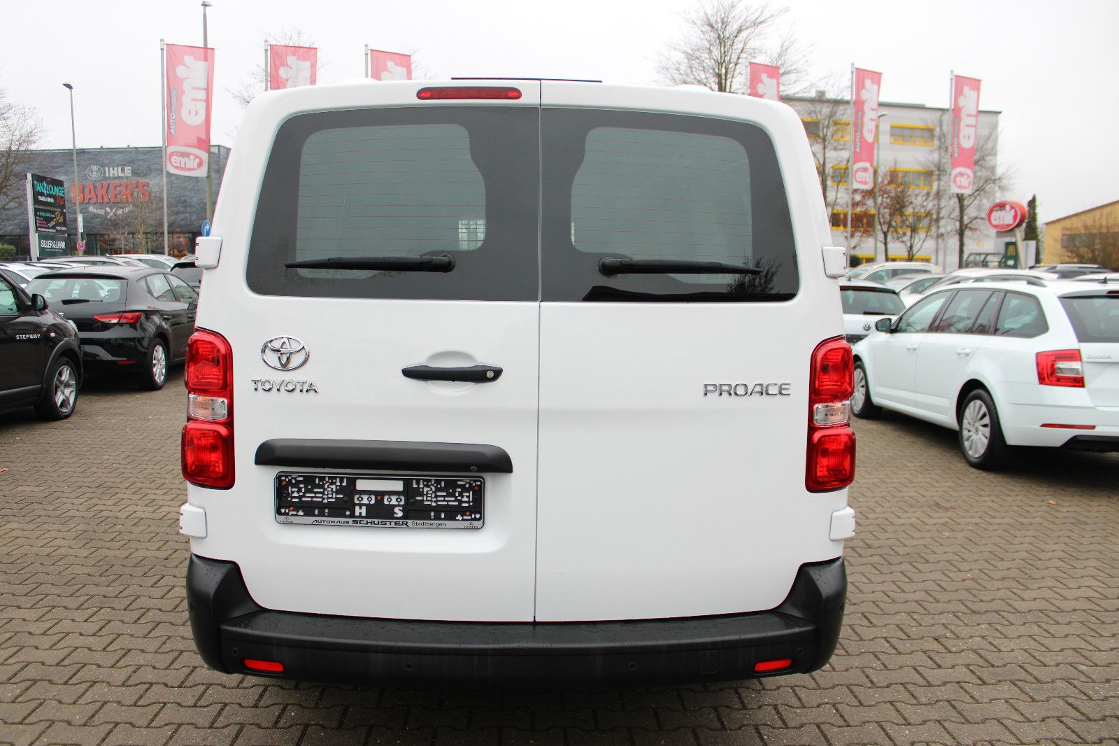 Fahrzeugabbildung Toyota Proace Meister Kasten L2 Kamera,PDC,USB