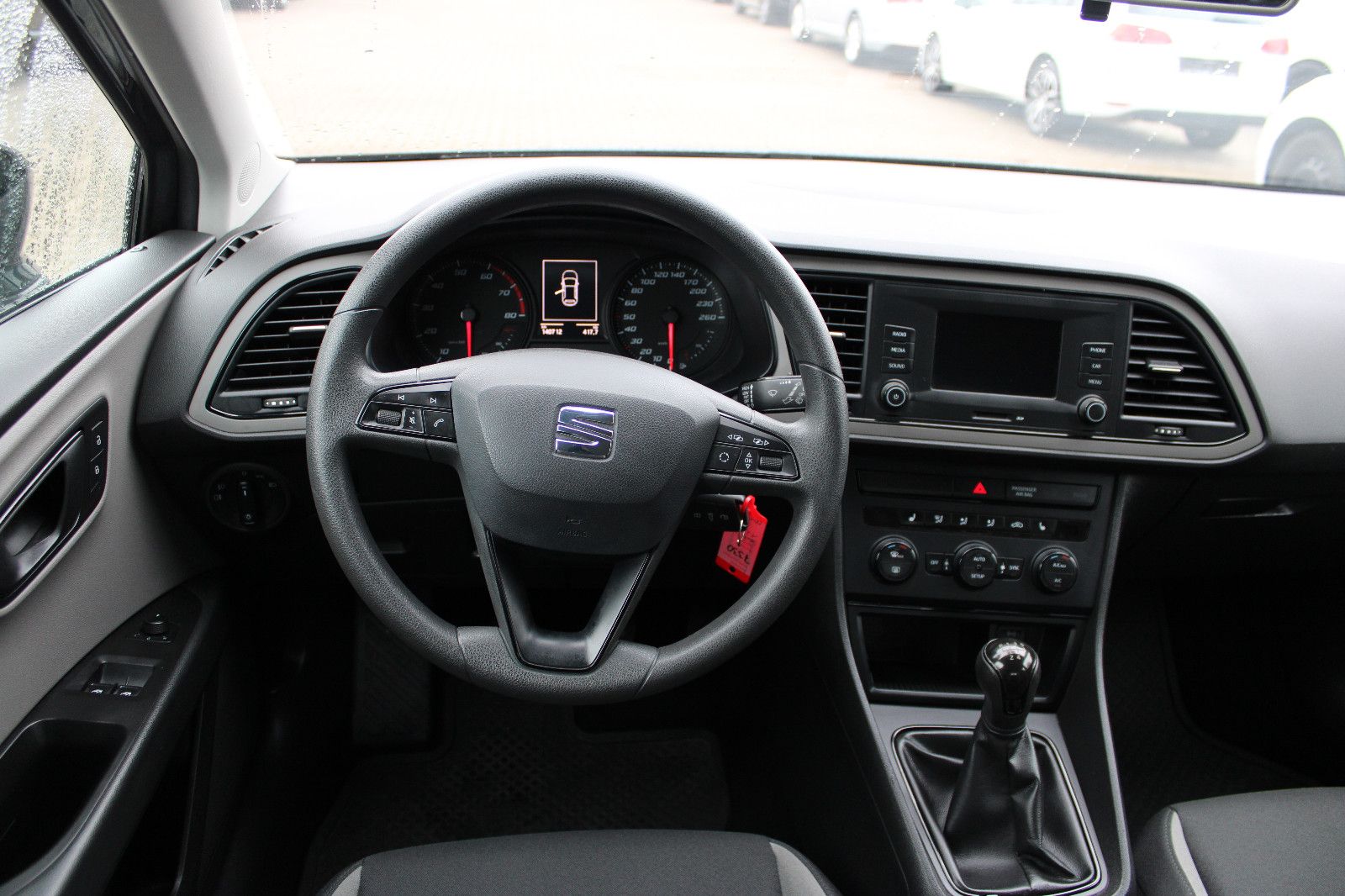 Fahrzeugabbildung SEAT Leon 1.2 TSI Klimaautom.,PDC,Alu,SHZ