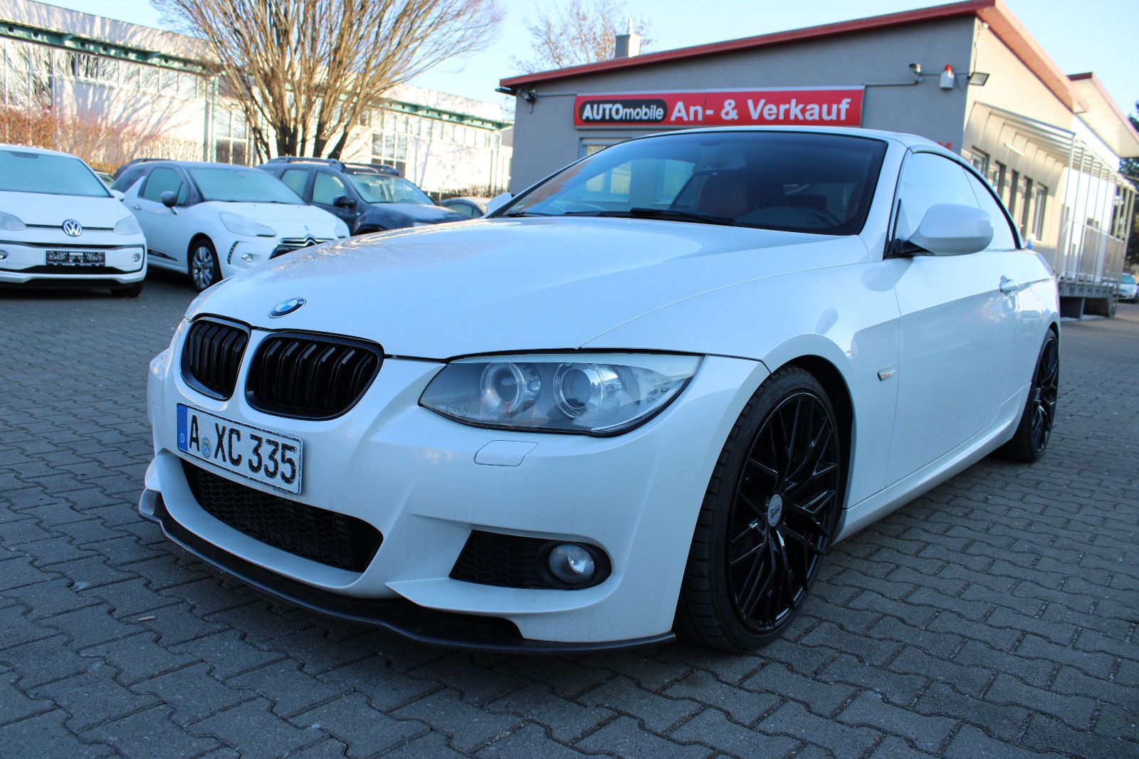 Fahrzeugabbildung BMW 335i Cabrio M Sport DKG Navi,HarmanKardon,Leder