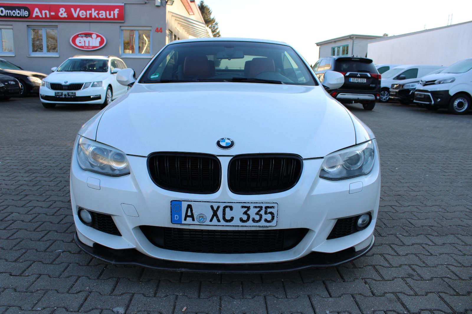 Fahrzeugabbildung BMW 335i Cabrio M Sport DKG Navi,HarmanKardon,Leder