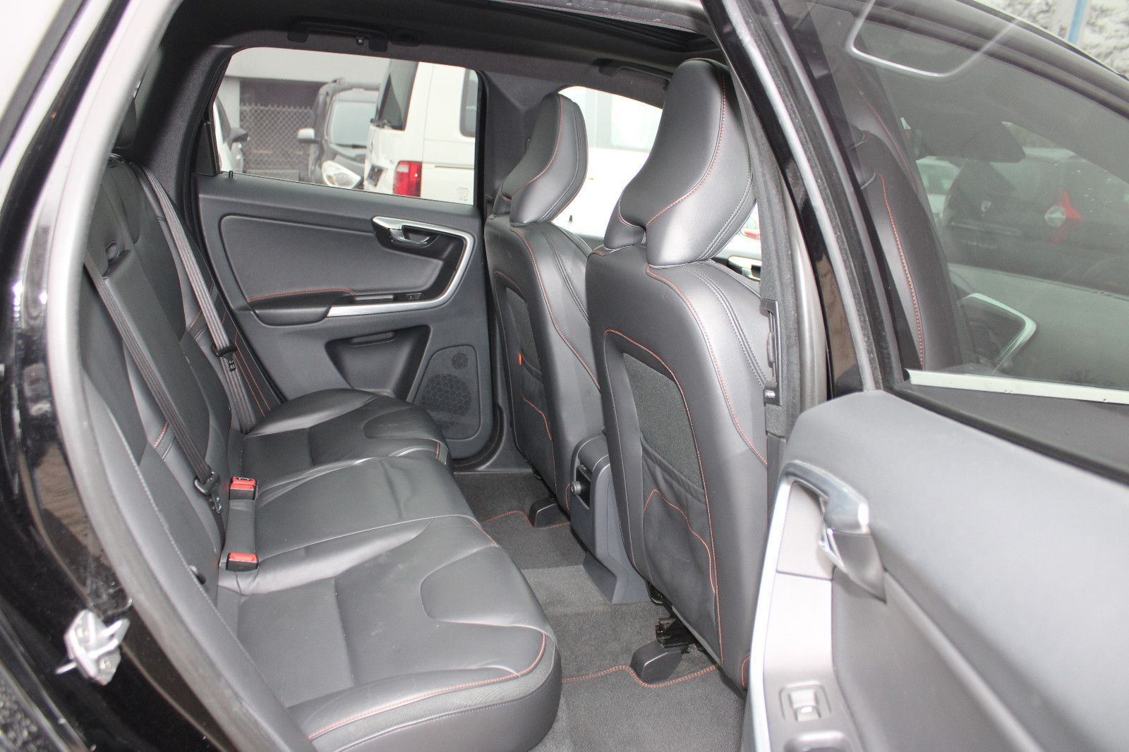 Fahrzeugabbildung Volvo XC60 Ocean Race Kamera,Panorama,Leder,SHZ