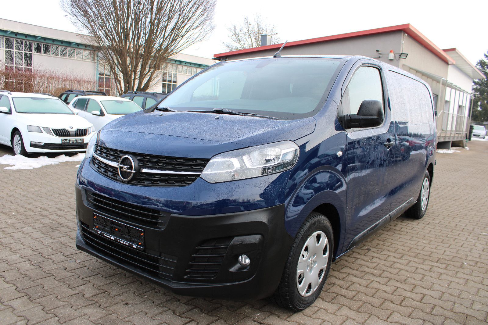 Fahrzeugabbildung Opel Vivaro Kasten 3.Sitzer Klima,PDC,AHK
