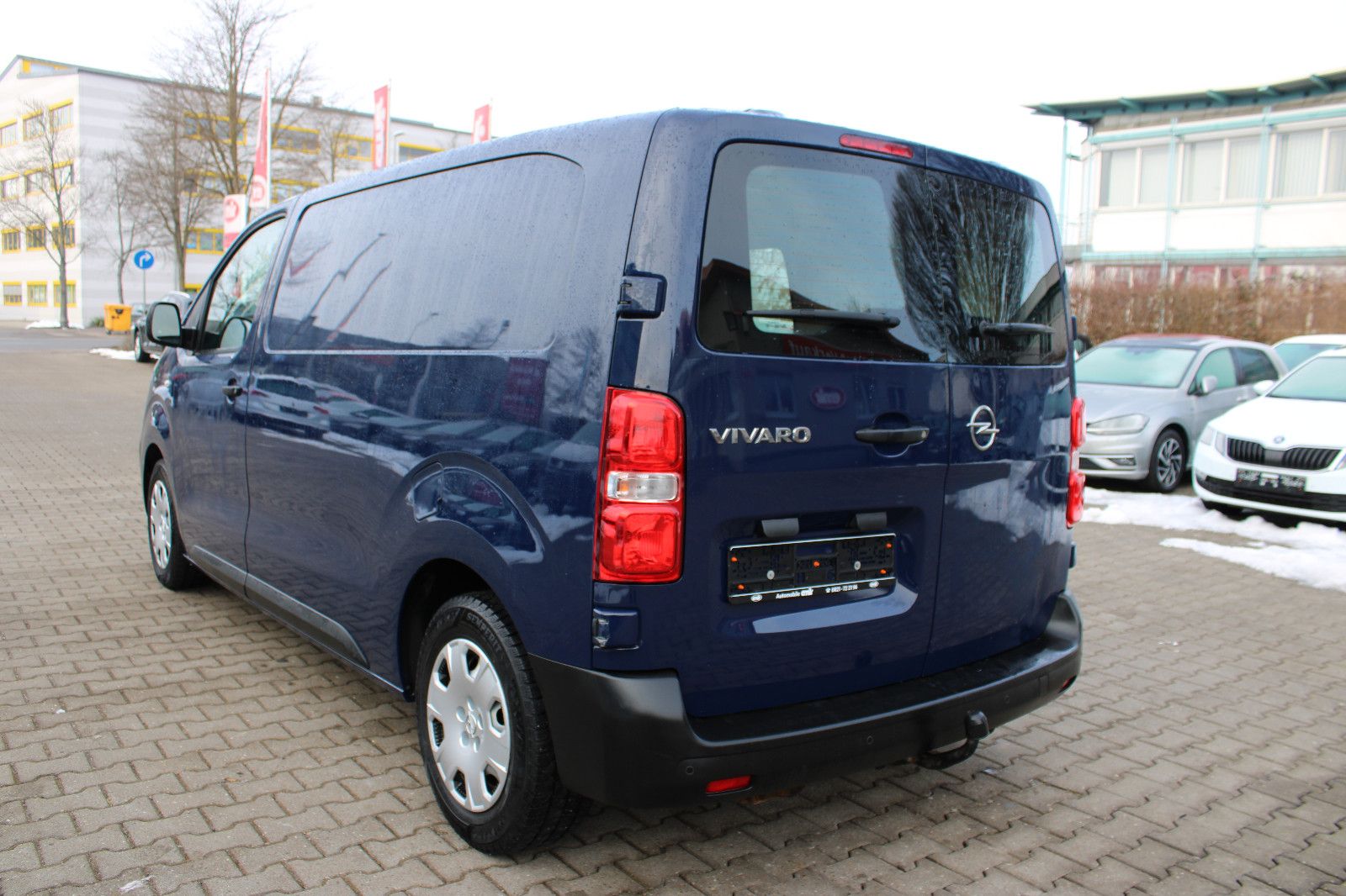 Fahrzeugabbildung Opel Vivaro Kasten 3.Sitzer Klima,PDC,AHK