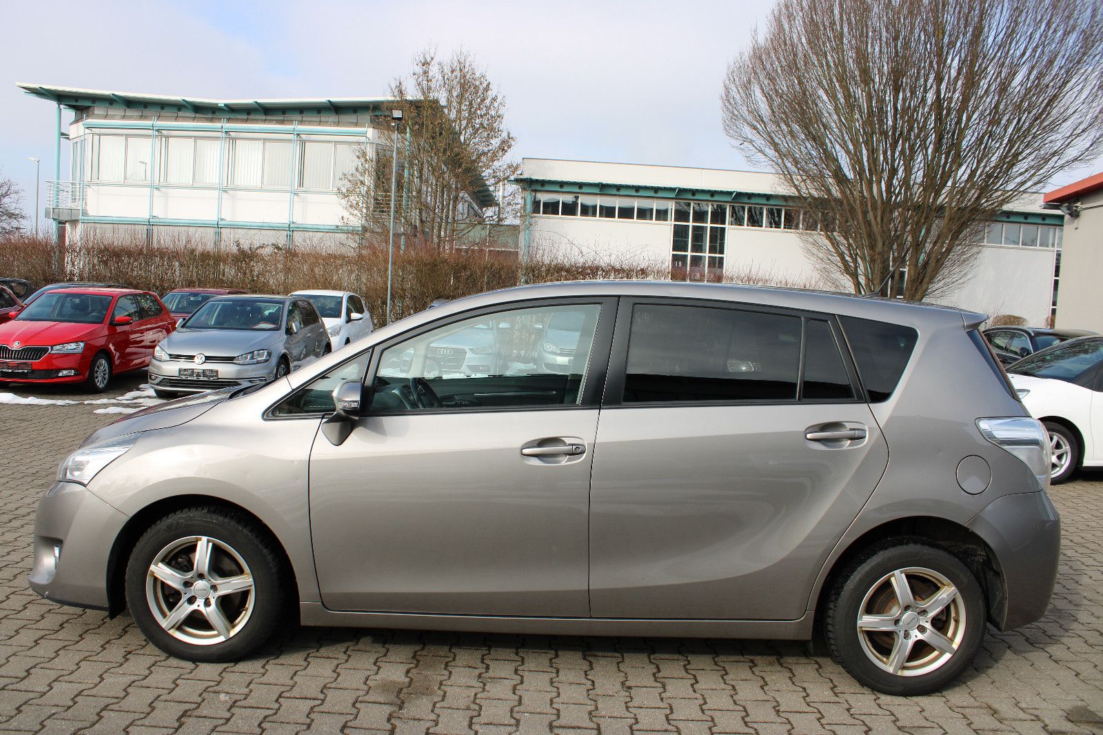 Fahrzeugabbildung Toyota Verso 1.6D Kamera,PDC