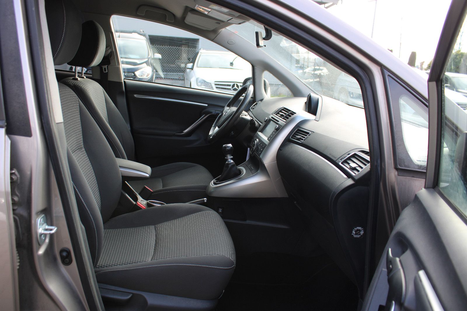 Fahrzeugabbildung Toyota Verso 1.6D Kamera,PDC