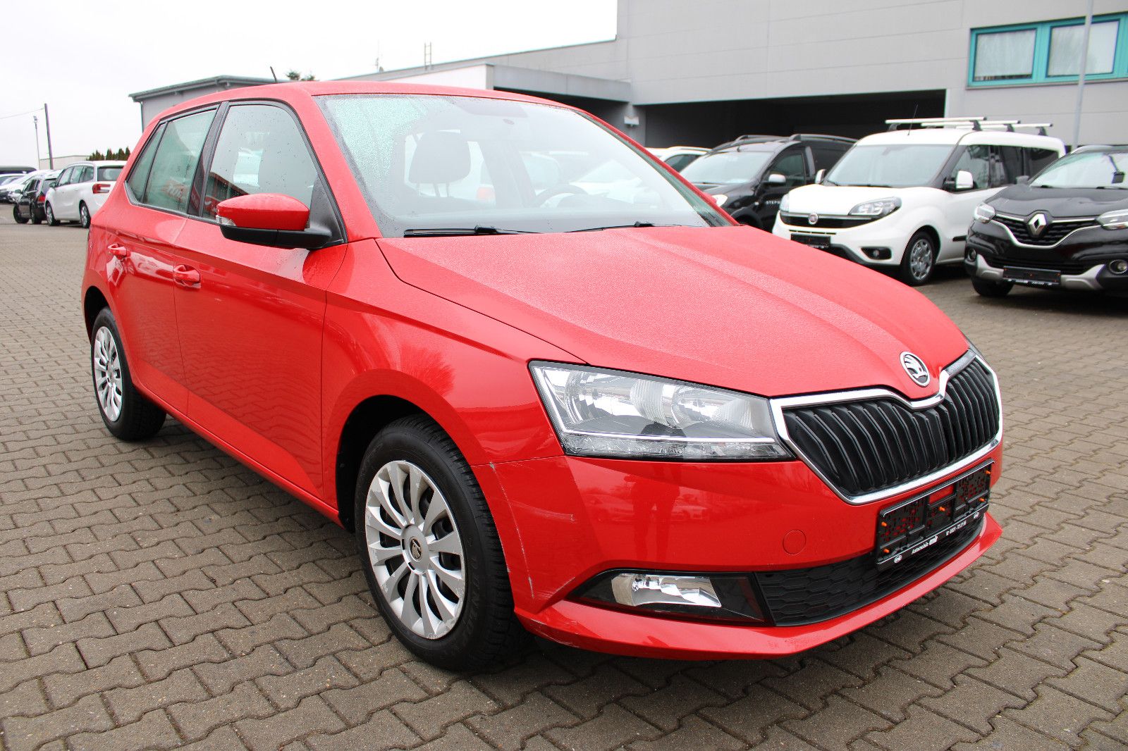 Fahrzeugabbildung SKODA Fabia 1.0l TSI DSG LED,PDC,SHZ