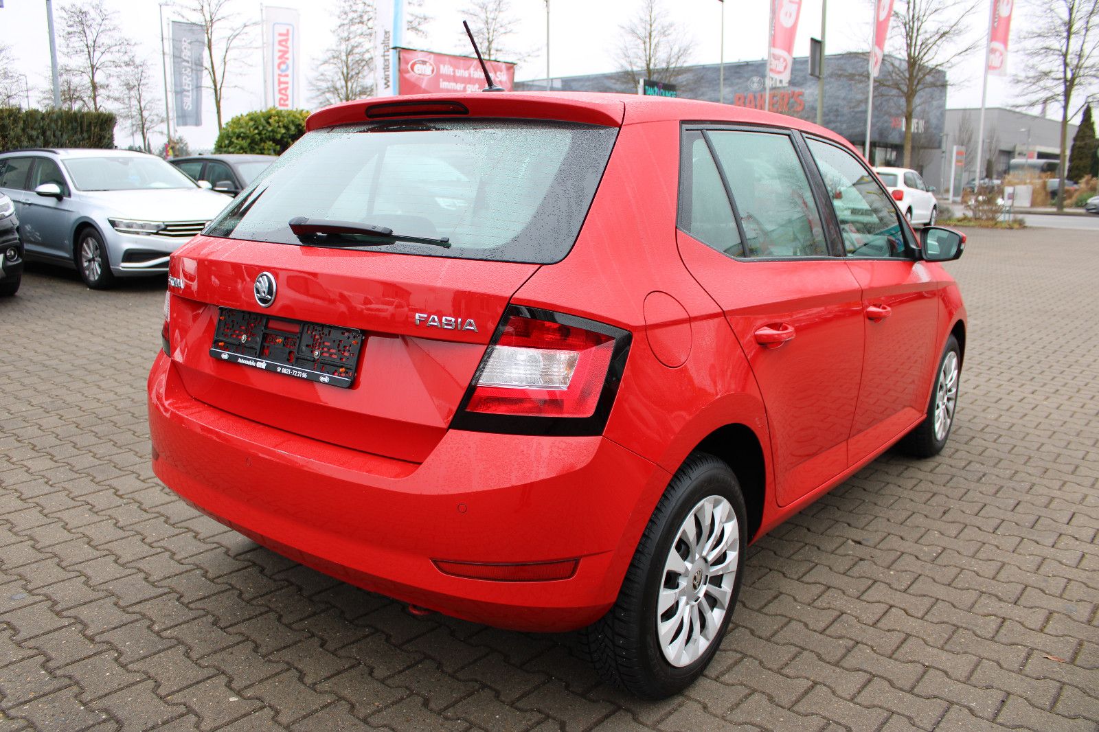 Fahrzeugabbildung SKODA Fabia 1.0l TSI DSG LED,PDC,SHZ