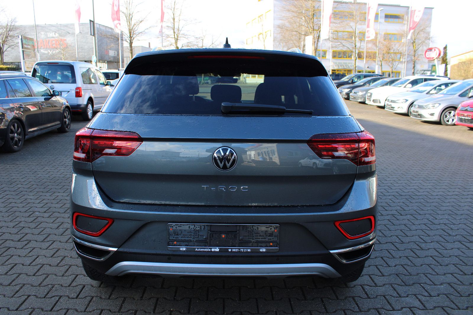 Fahrzeugabbildung Volkswagen T-Roc 1.5 TSI DSG Style SHZ,LED,ACC,PDC
