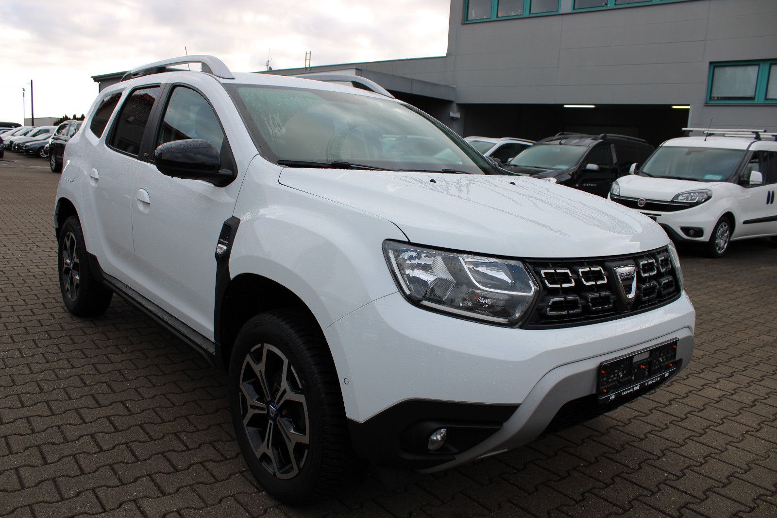 Fahrzeugabbildung Dacia Duster TCe LPG °360Kamera,Navi,PDC,LED