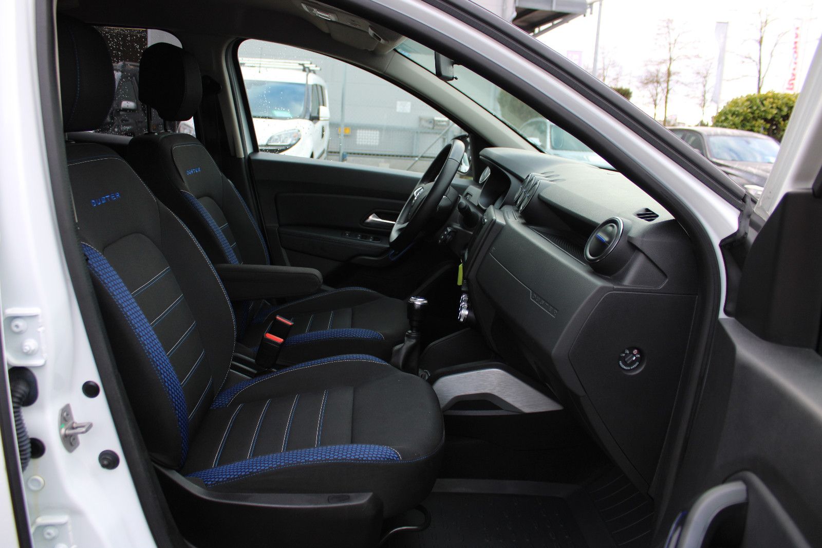 Fahrzeugabbildung Dacia Duster TCe LPG °360Kamera,Navi,PDC,LED