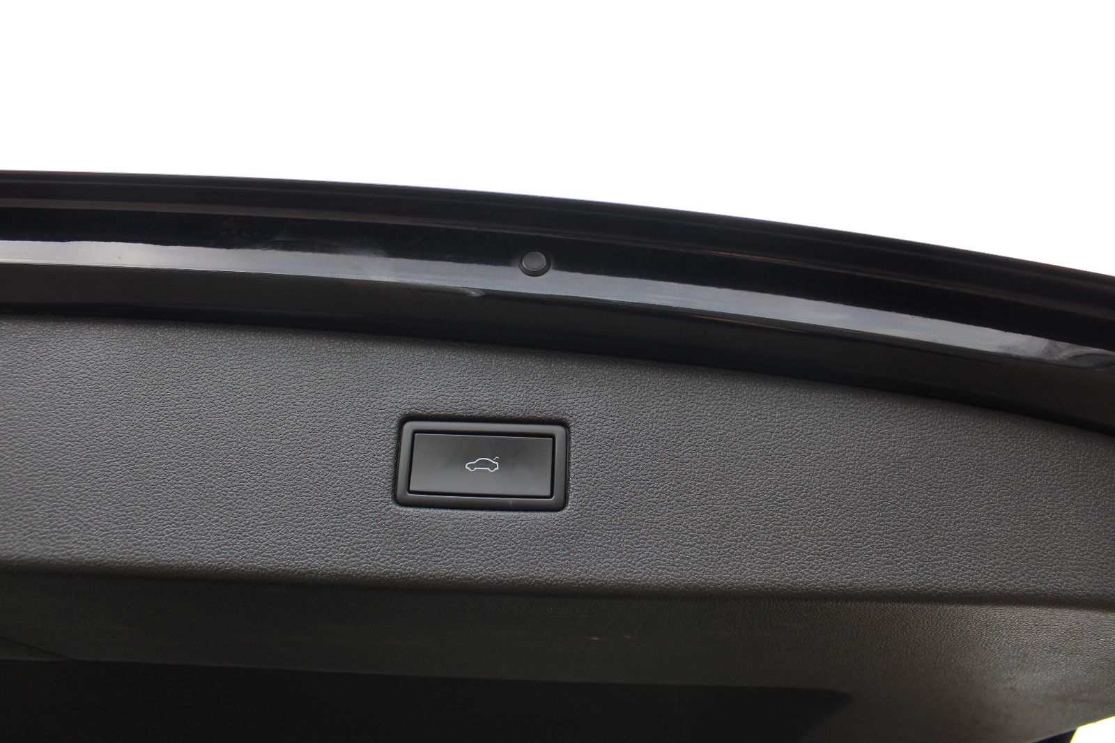 Fahrzeugabbildung Volkswagen Tiguan Allspace 2.0 TDI DSG 4MOTION Kamera,AHK,L