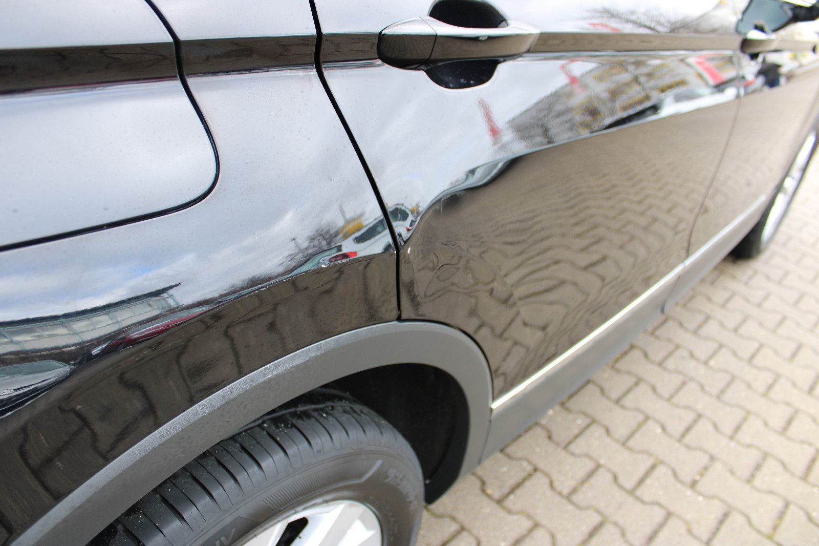 Fahrzeugabbildung Volkswagen Tiguan Allspace 2.0 TDI DSG 4MOTION Kamera,AHK,L