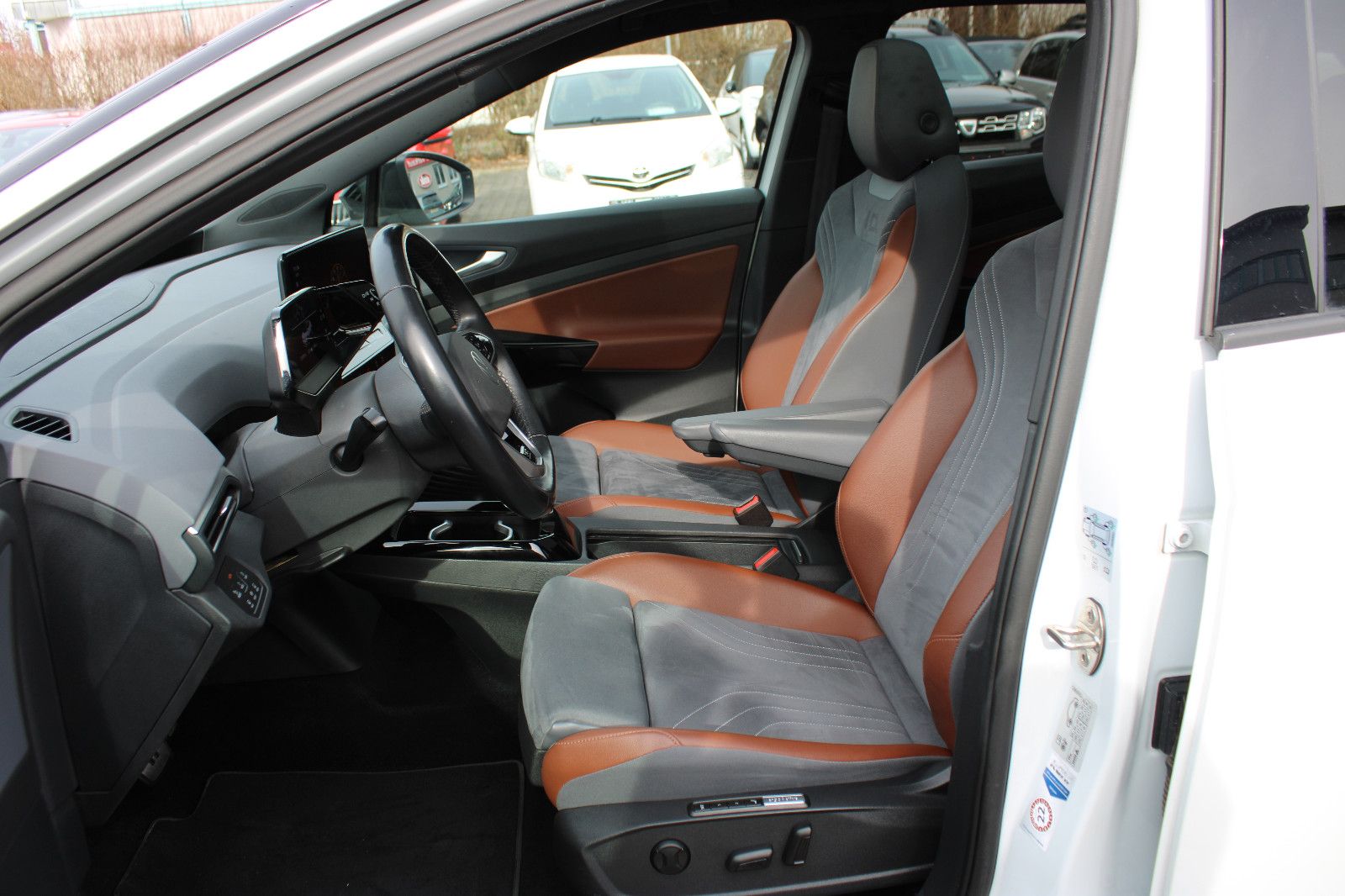 Fahrzeugabbildung Volkswagen ID.4 1st Pro Performance 77 kWh 360°Kamera,Memor