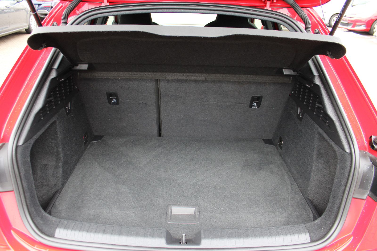 Fahrzeugabbildung Audi A3 35 TDI S tronic Sportback Matrix,PDC,SHZ,