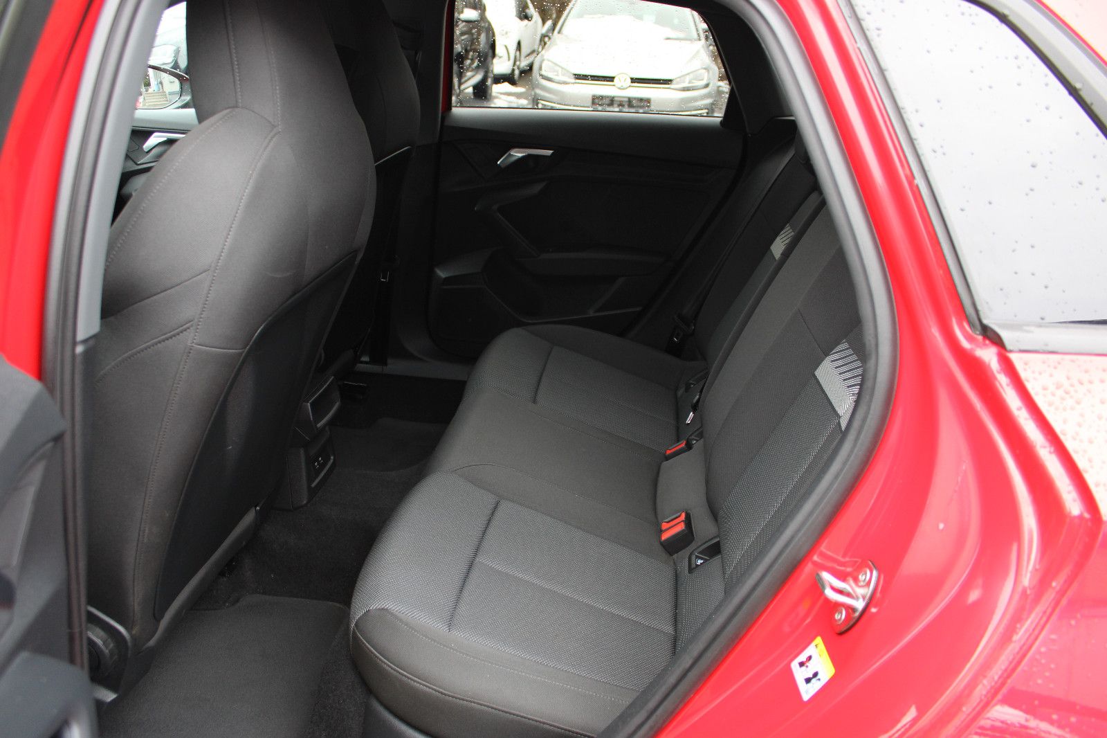 Fahrzeugabbildung Audi A3 35 TDI S tronic Sportback Matrix,PDC,SHZ,