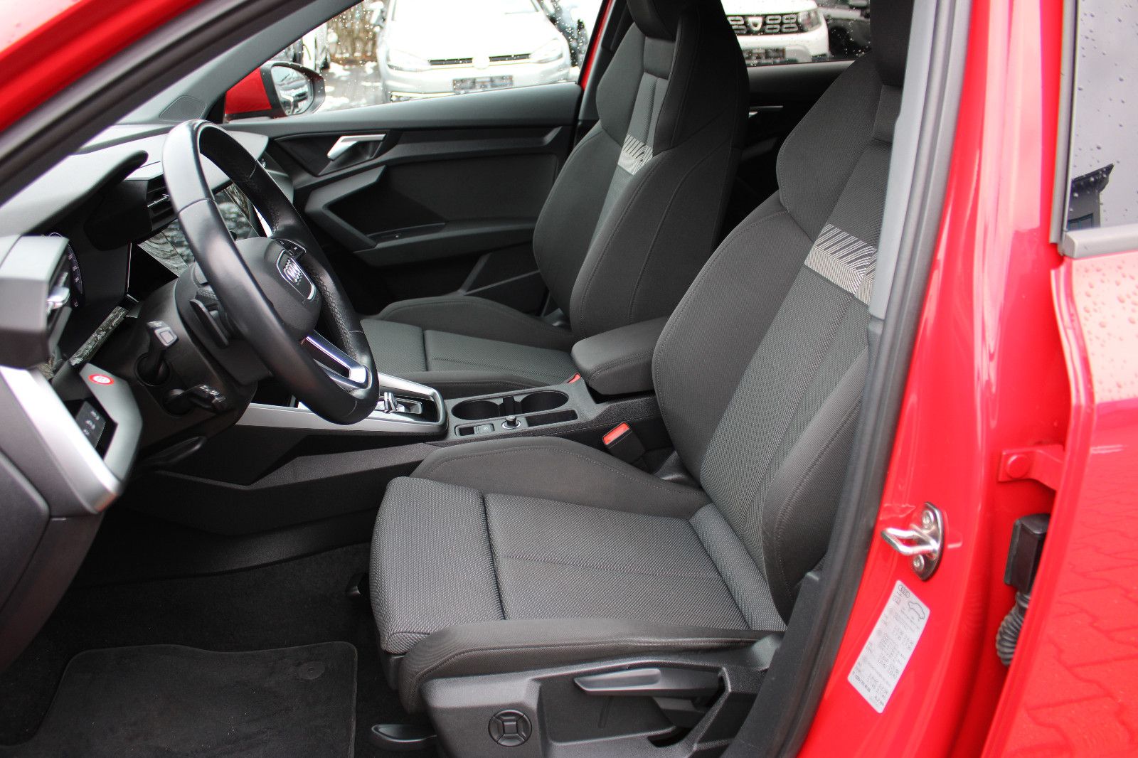 Fahrzeugabbildung Audi A3 35 TDI S tronic Sportback Matrix,PDC,SHZ,