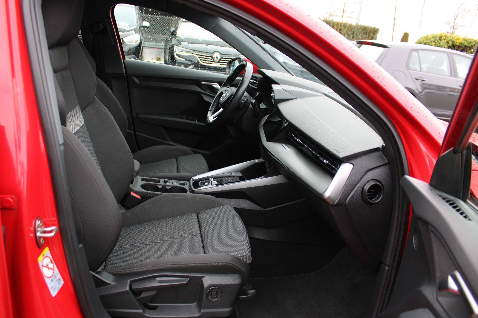 Fahrzeugabbildung Audi A3 35 TDI S tronic Sportback Matrix,PDC,SHZ,