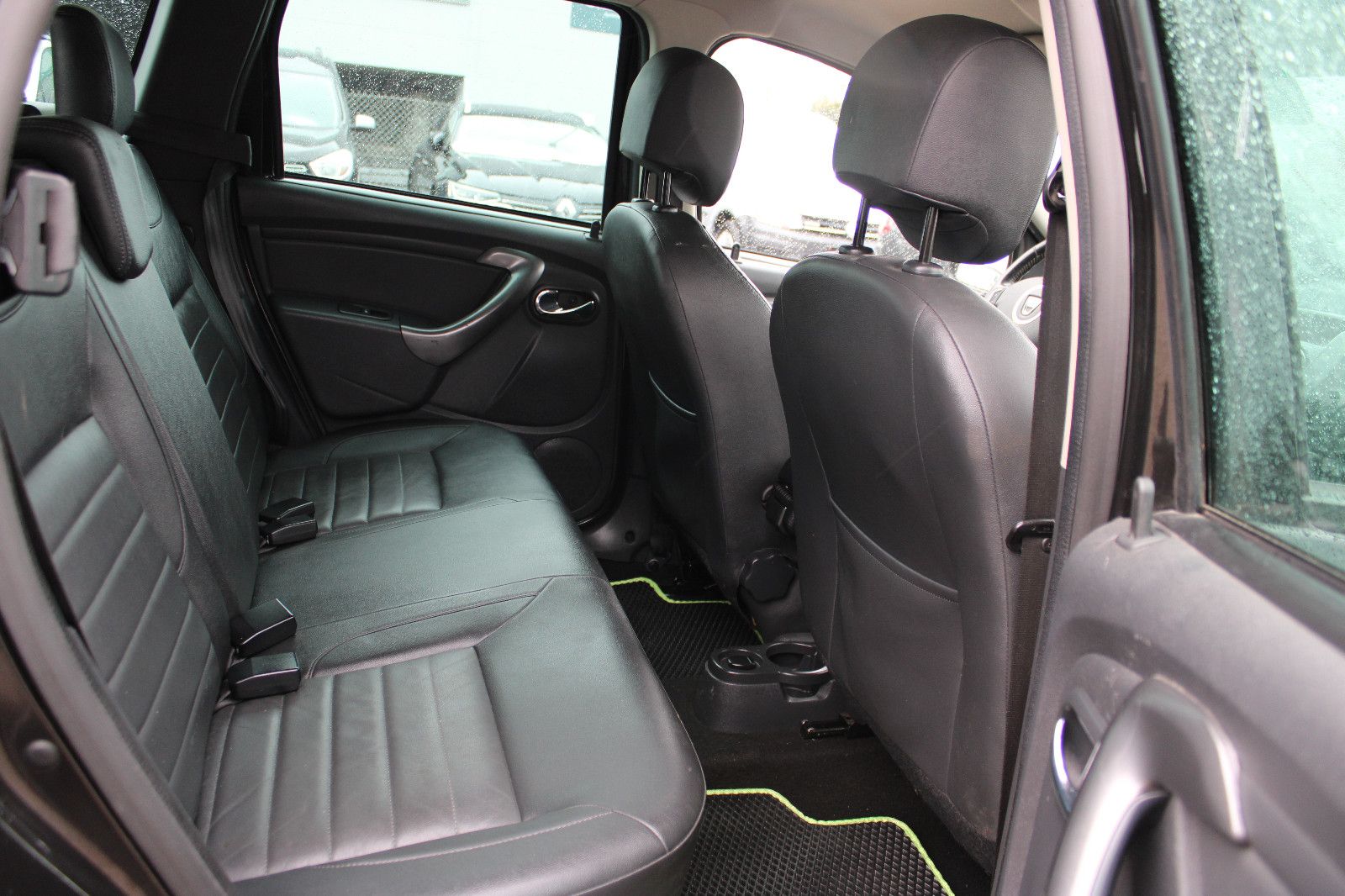 Fahrzeugabbildung Dacia Duster dCi 110 4x4 Navi,PDC,AHK,SHZ