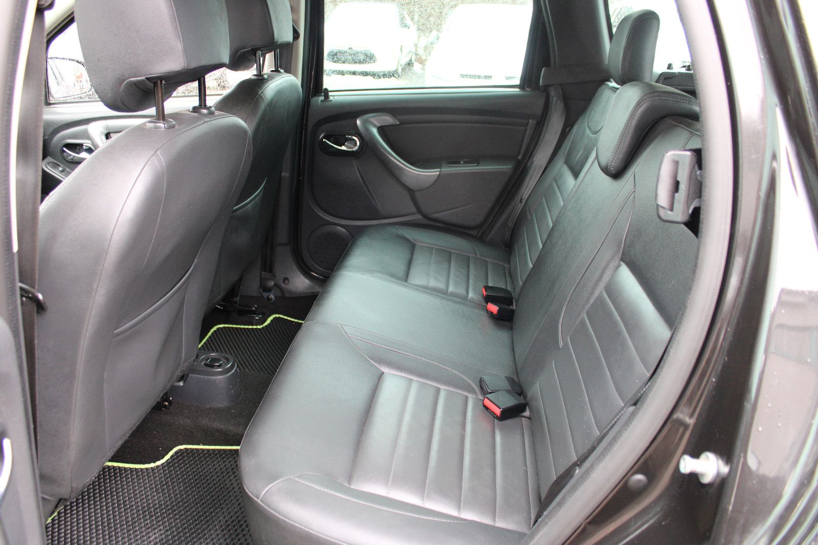 Fahrzeugabbildung Dacia Duster dCi 110 4x4 Navi,PDC,AHK,SHZ