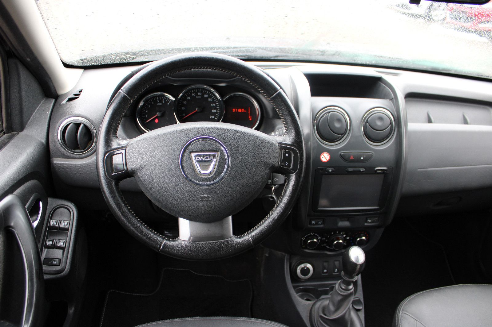 Fahrzeugabbildung Dacia Duster dCi 110 4x4 Navi,PDC,AHK,SHZ