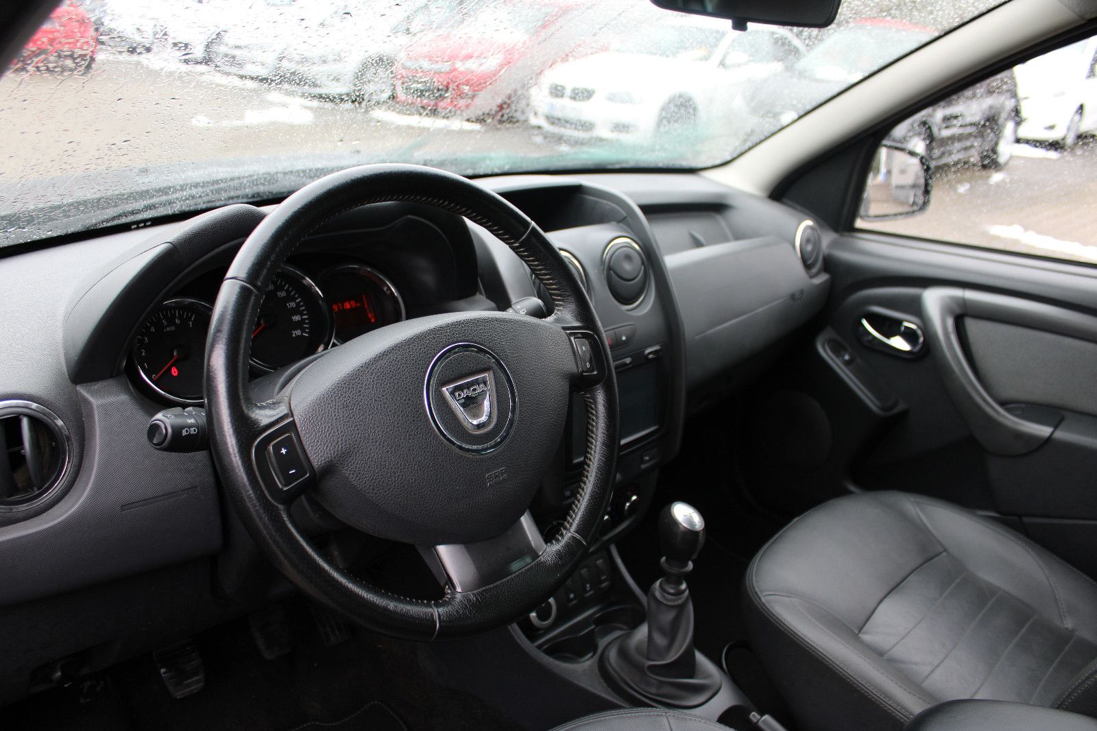 Fahrzeugabbildung Dacia Duster dCi 110 4x4 Navi,PDC,AHK,SHZ