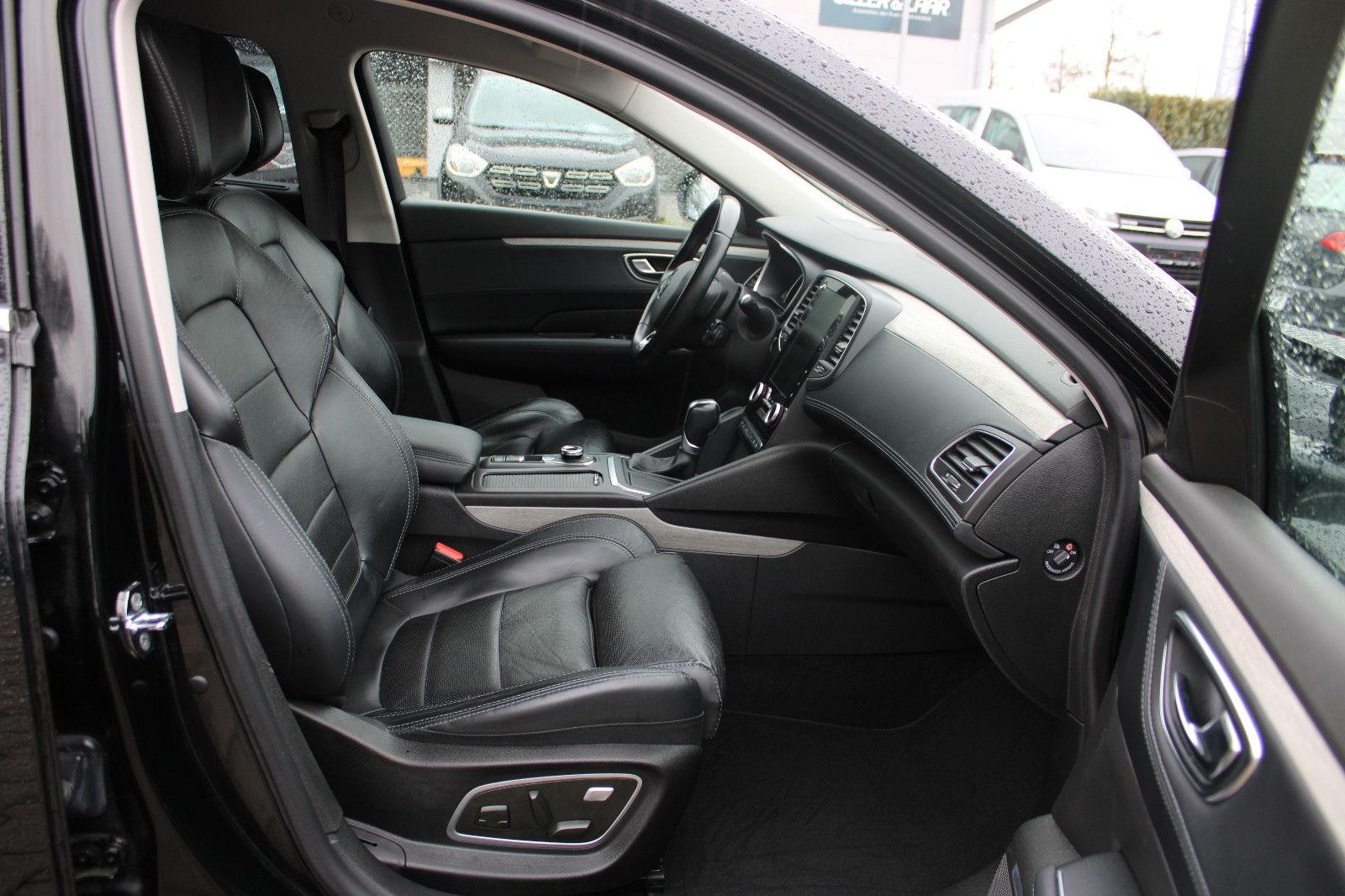 Fahrzeugabbildung Renault Talisman ENERGY dCi 160 EDC Initiale Paris GTour