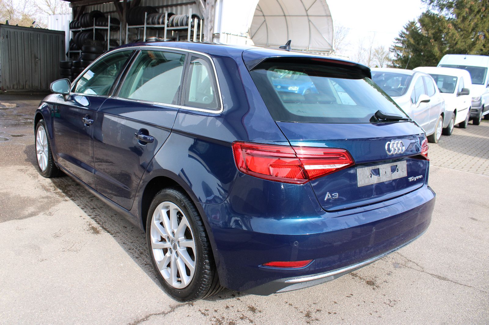 Fahrzeugabbildung Audi A3 30 g-tron S tronic Sportback