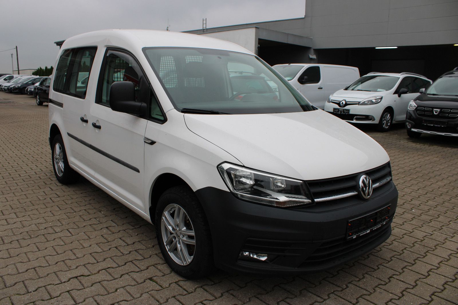 Fahrzeugabbildung Volkswagen Caddy 2.0TDI Kasten mit Fenster 2xSchiebetüren