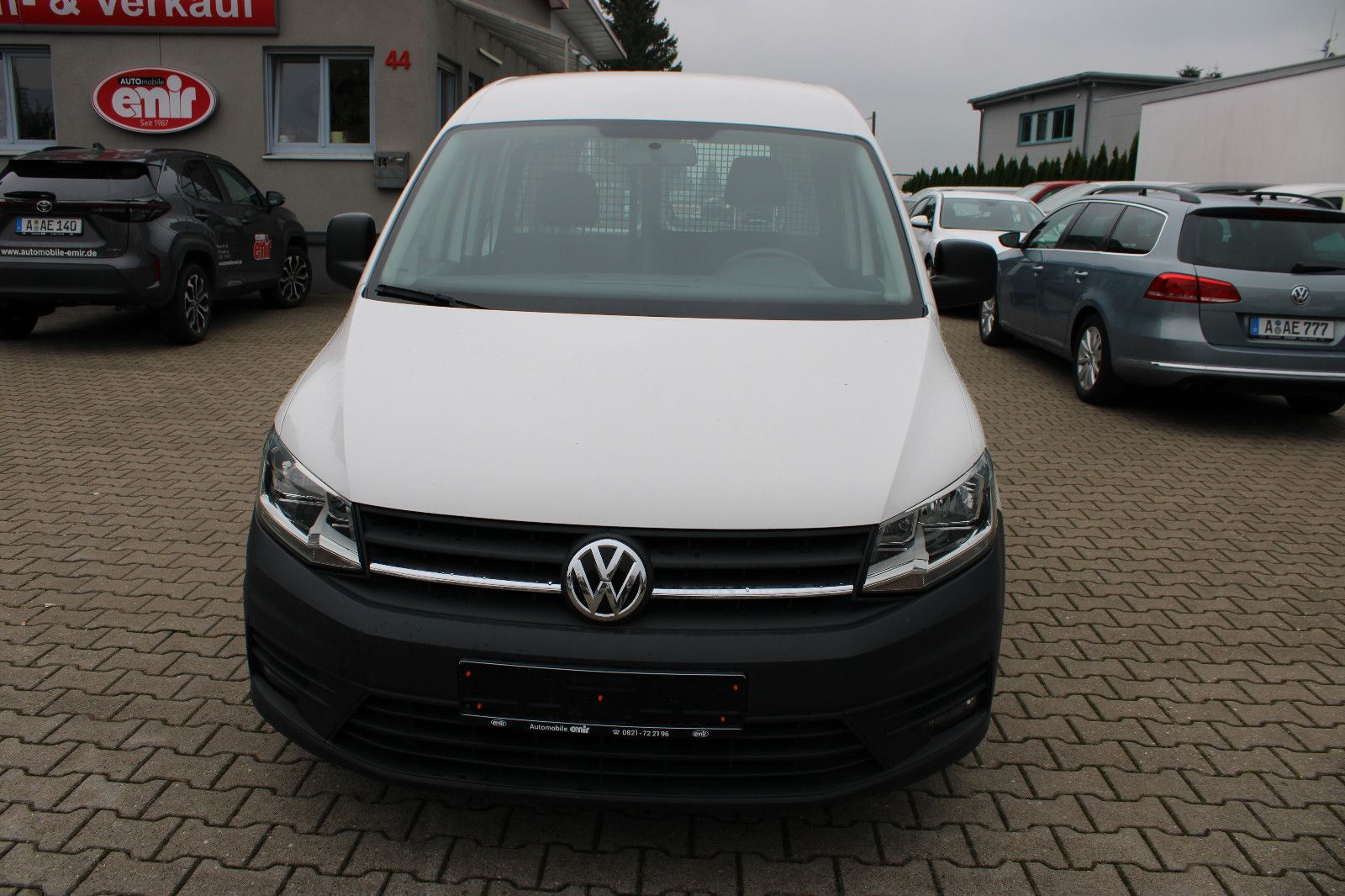 Fahrzeugabbildung Volkswagen Caddy 2.0TDI Kasten mit Fenster 2xSchiebetüren