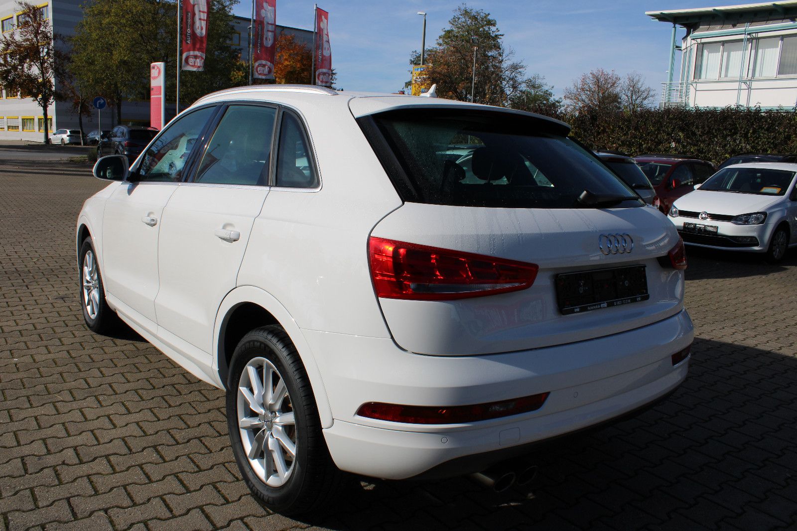 Fahrzeugabbildung Audi Q3 1.4 TFSI S tronic Navi,PDC,AHK,LED,Xenon
