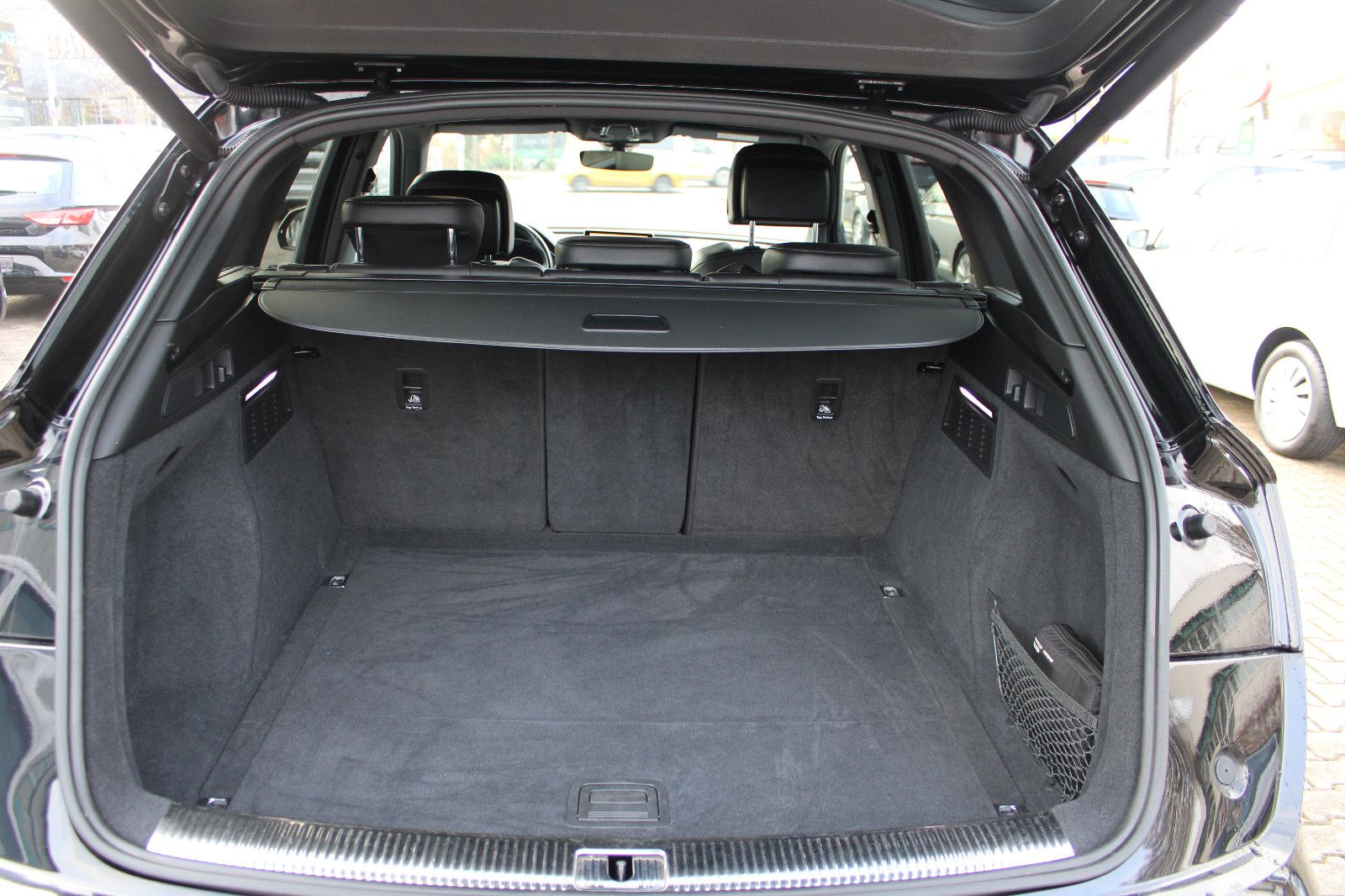 Fahrzeugabbildung Audi Q5 2.0 TDI S tronic quattro Navi,Kamera,LED,Lede