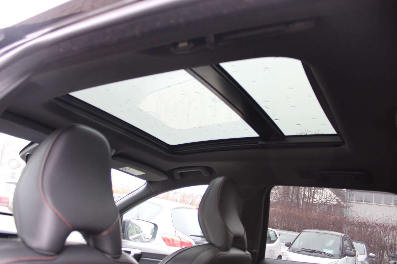 Fahrzeugabbildung Volvo XC60 Ocean Race Kamera,Panorama,Leder,SHZ