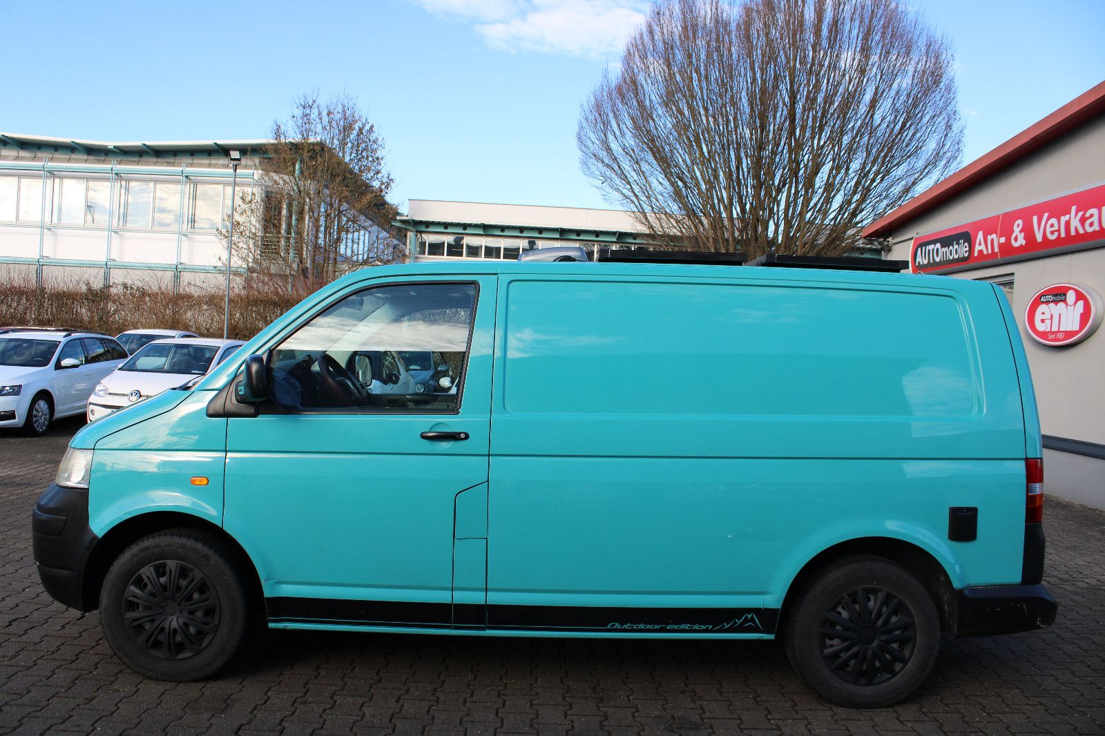 Fahrzeugabbildung Volkswagen T5 1.9TDI AHK,Bett,Waschbecken,Solar