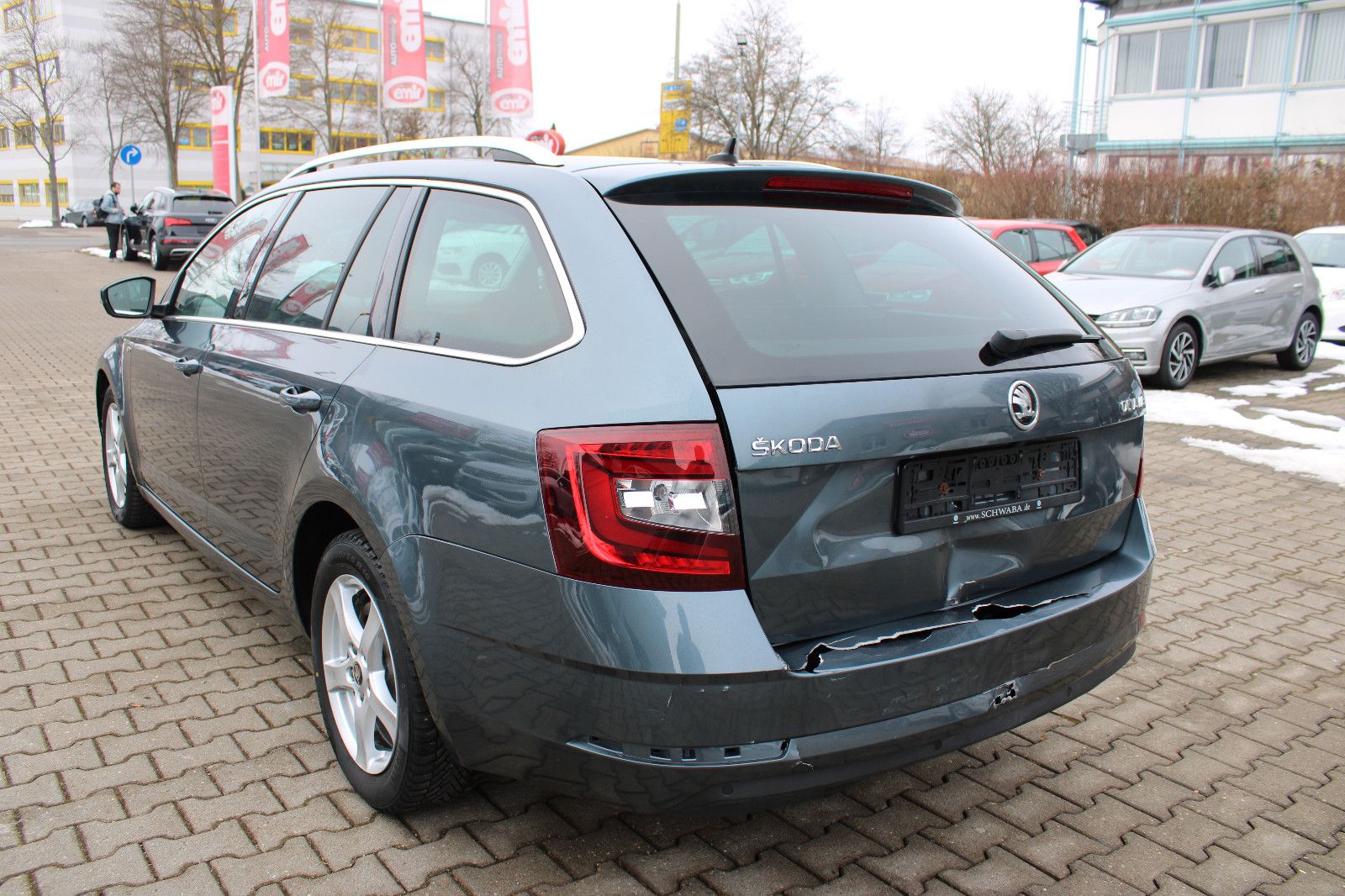 Fahrzeugabbildung SKODA Octavia 2.0 TDI DSG SOLEIL Kamera,Keyless,AHK,LE