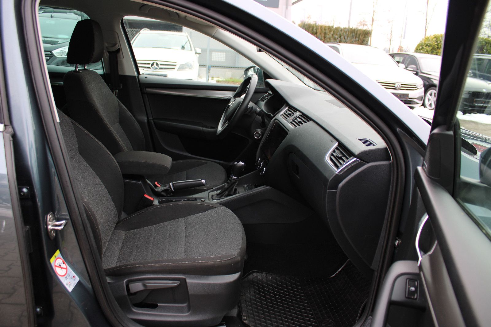 Fahrzeugabbildung SKODA Octavia 2.0 TDI DSG SOLEIL Kamera,Keyless,AHK,LE