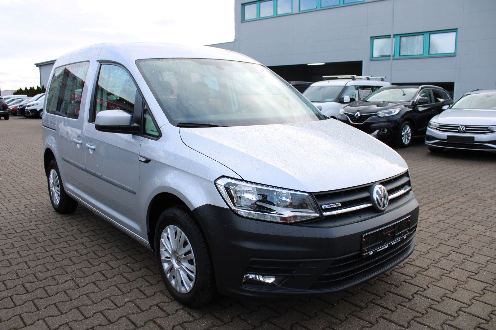 Fahrzeugabbildung Volkswagen Caddy 1,4TGI CNG/Benzin PDC,AHK,Klima 1.Hand
